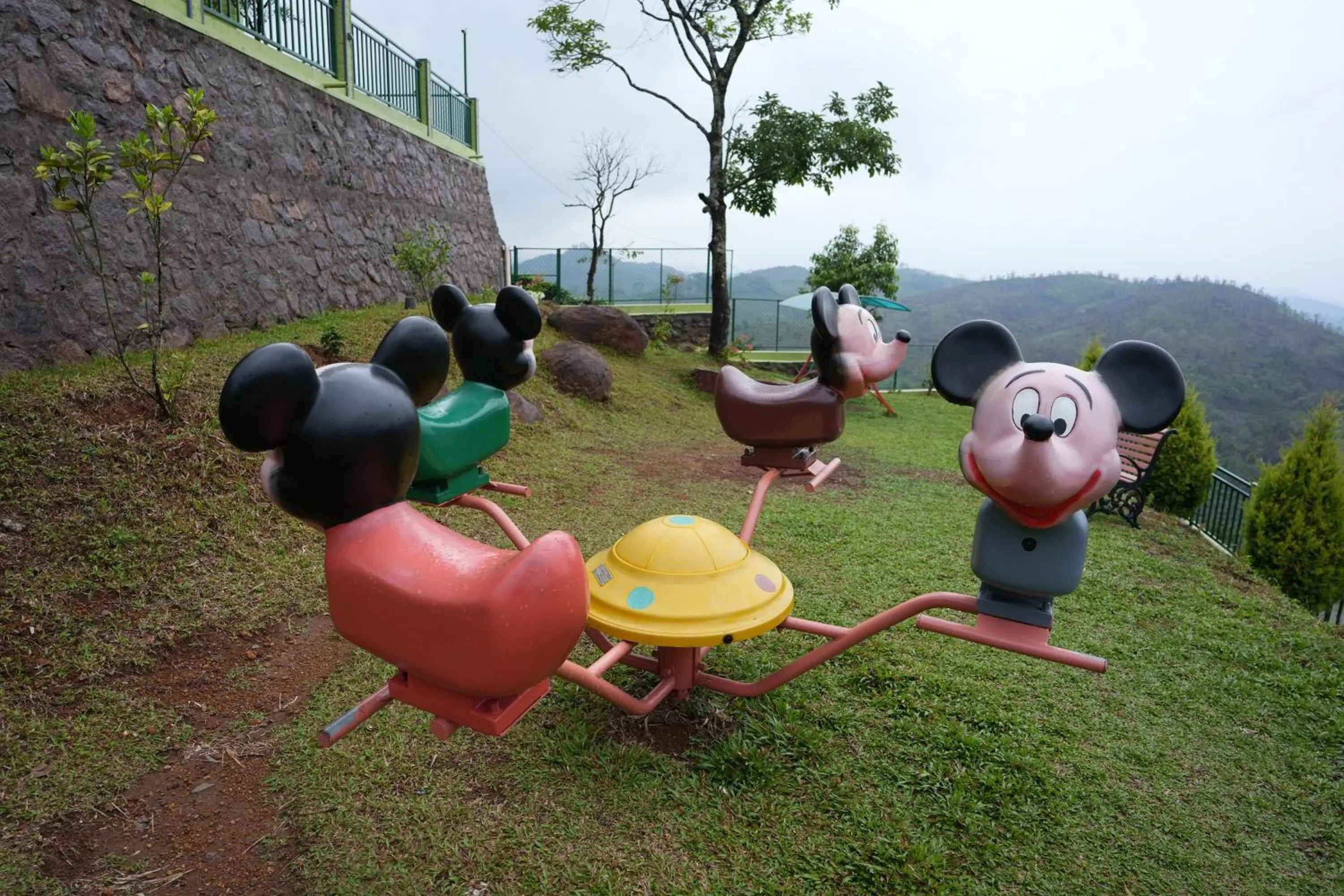 Evening entertainment in Vaga Mist Resort Vagamon