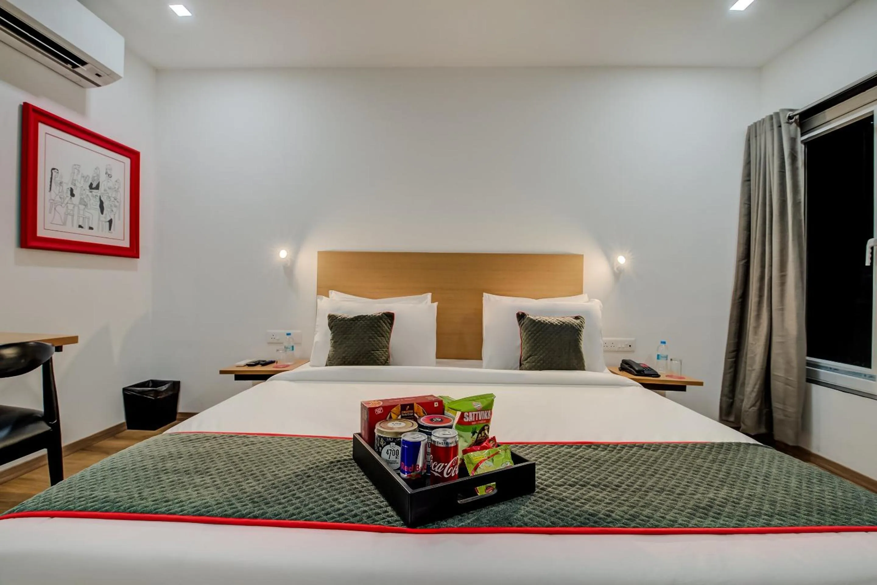 Bedroom, Bed in Super Townhouse MG Road Pune