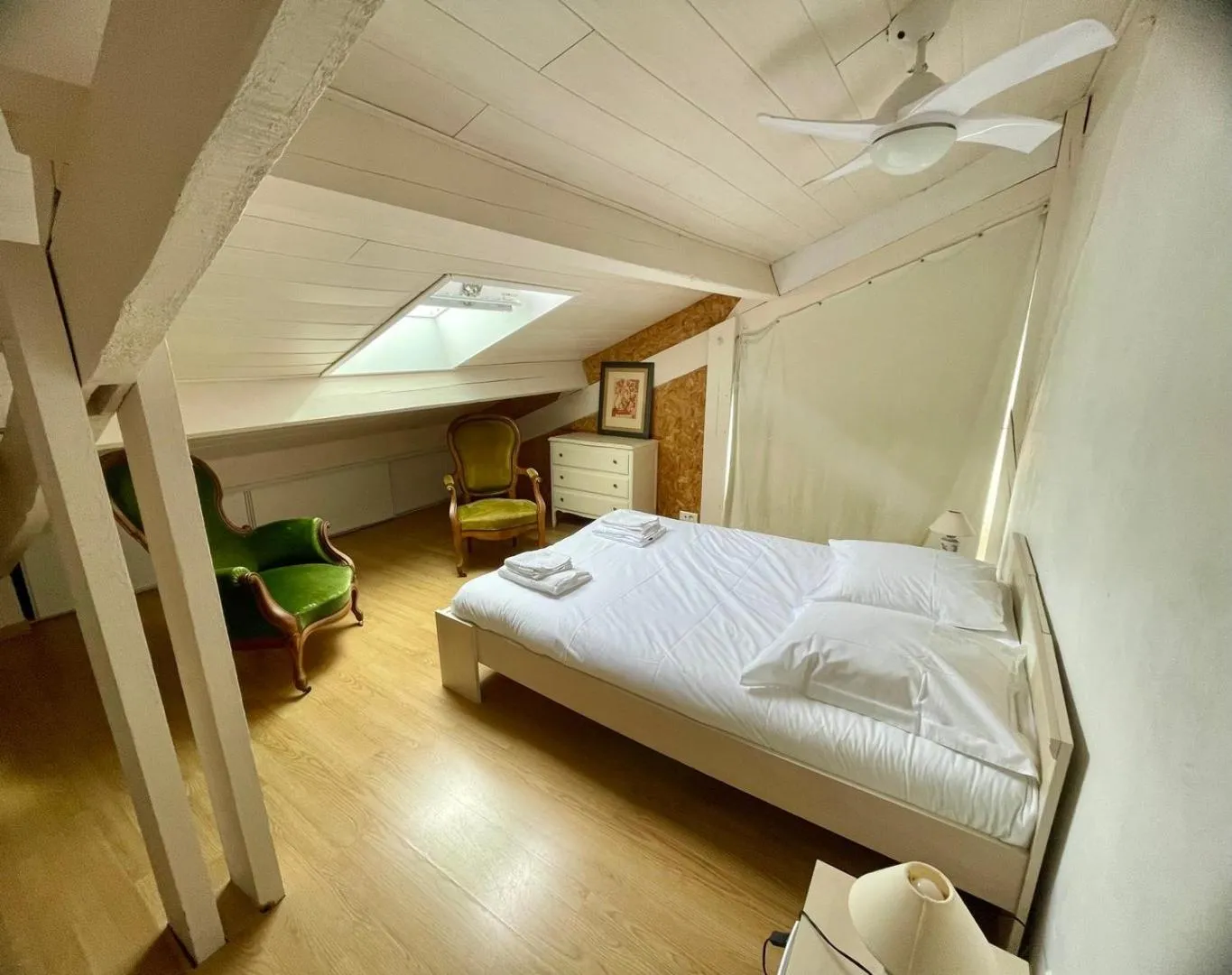 Bed in Maison du sentier du littoral