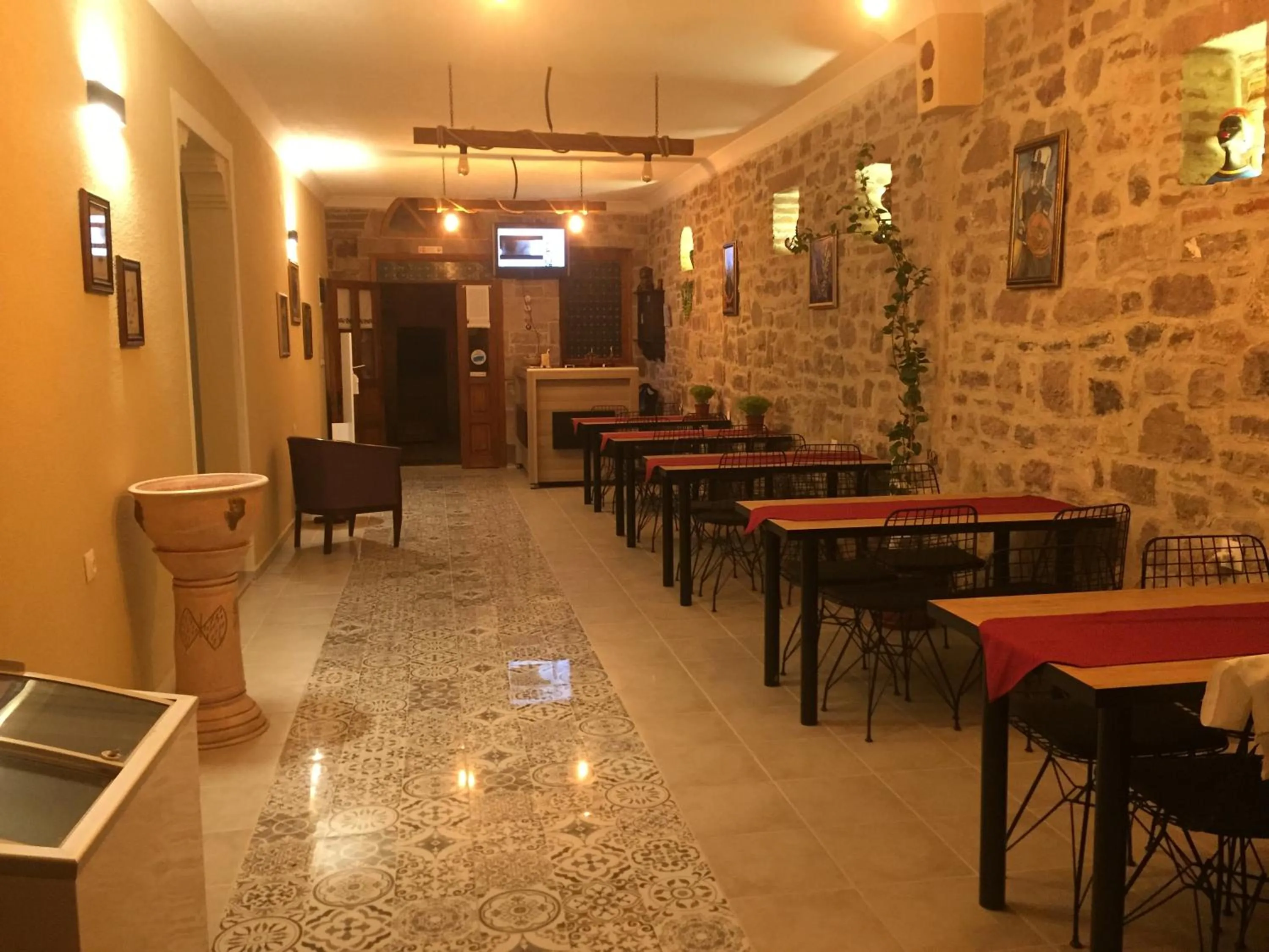 HAYAT ALTI OTEL ayvalık