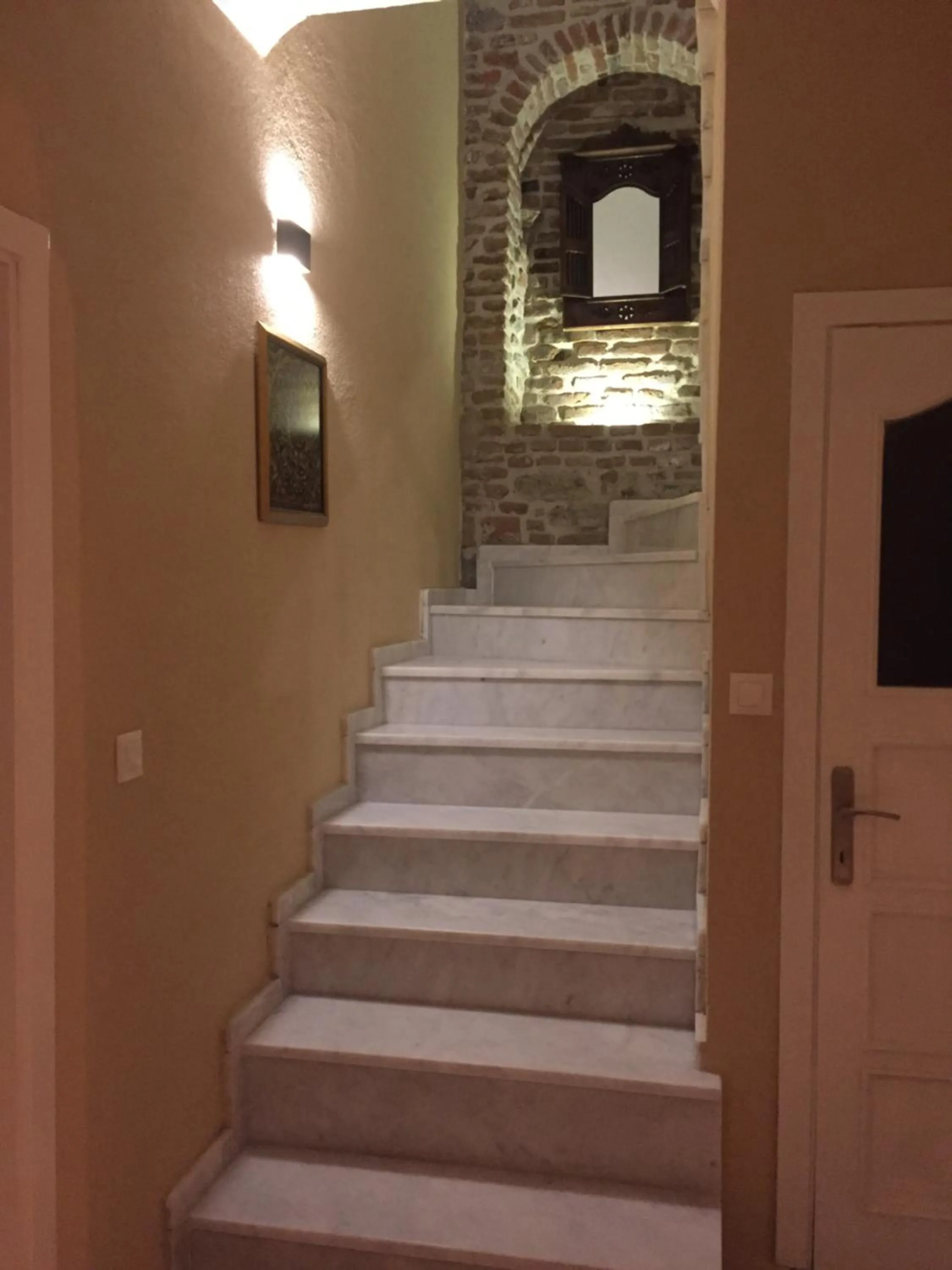 HAYAT ALTI OTEL ayvalık