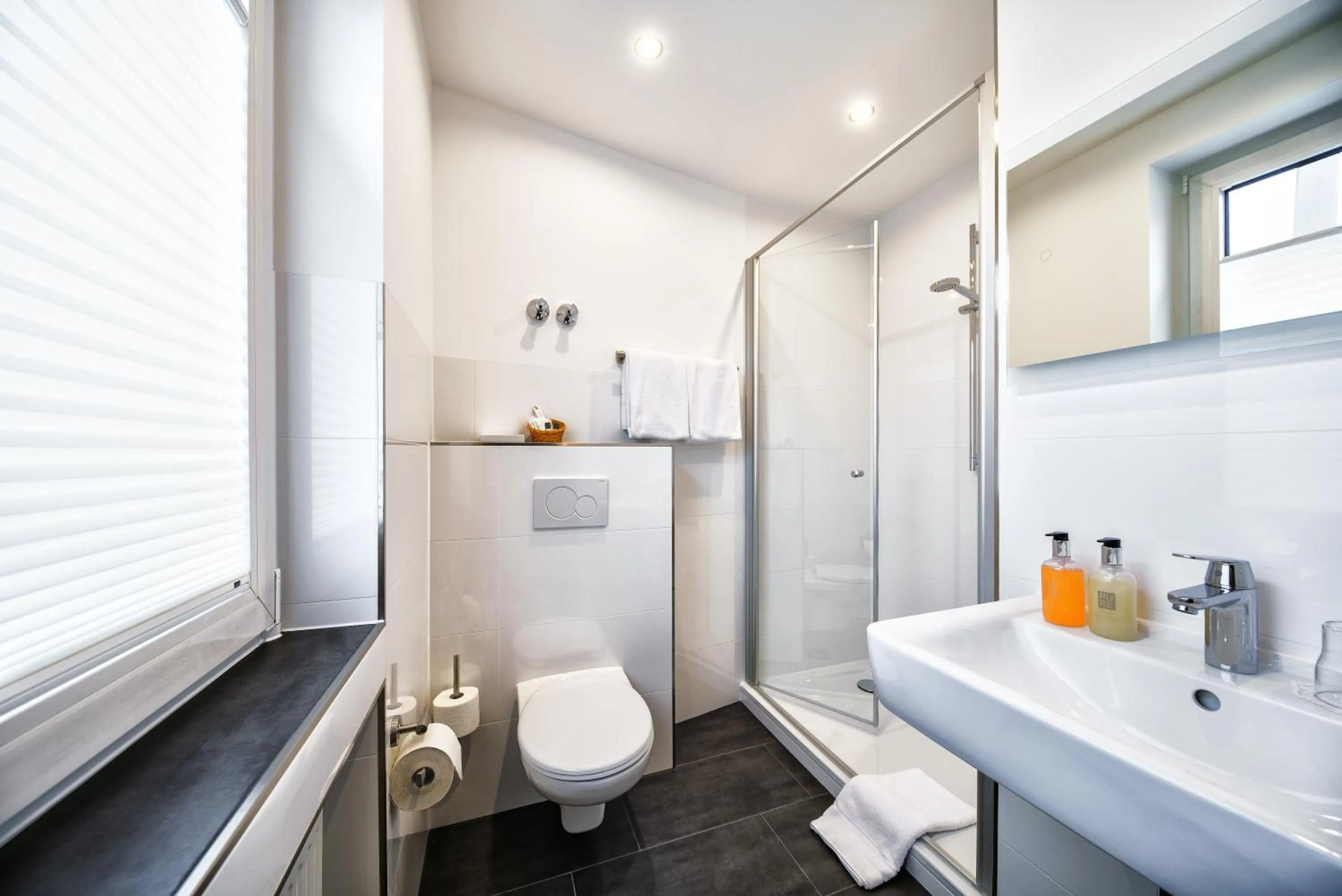 Bathroom in Hotel Rüdesheimer Hof