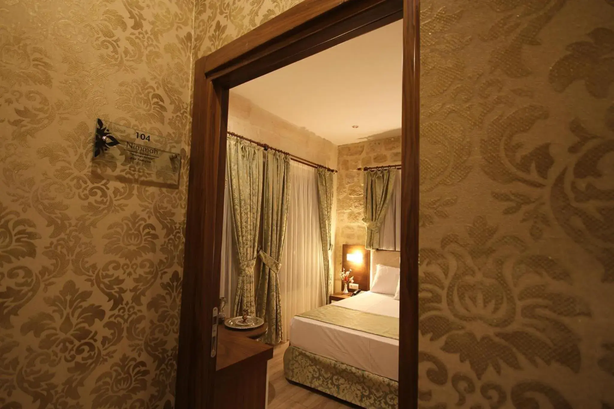 Deluxe Double Room with Castle View in Tuğhan Hotel Deluxe Double Room with Castle View in Tuğhan Hotel