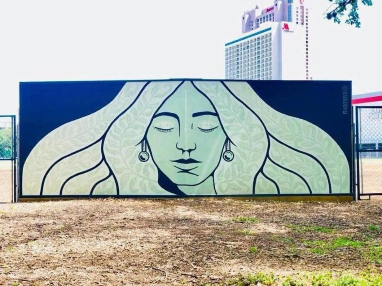 Remodeled Historic 2BR 1BA House Near Downtown