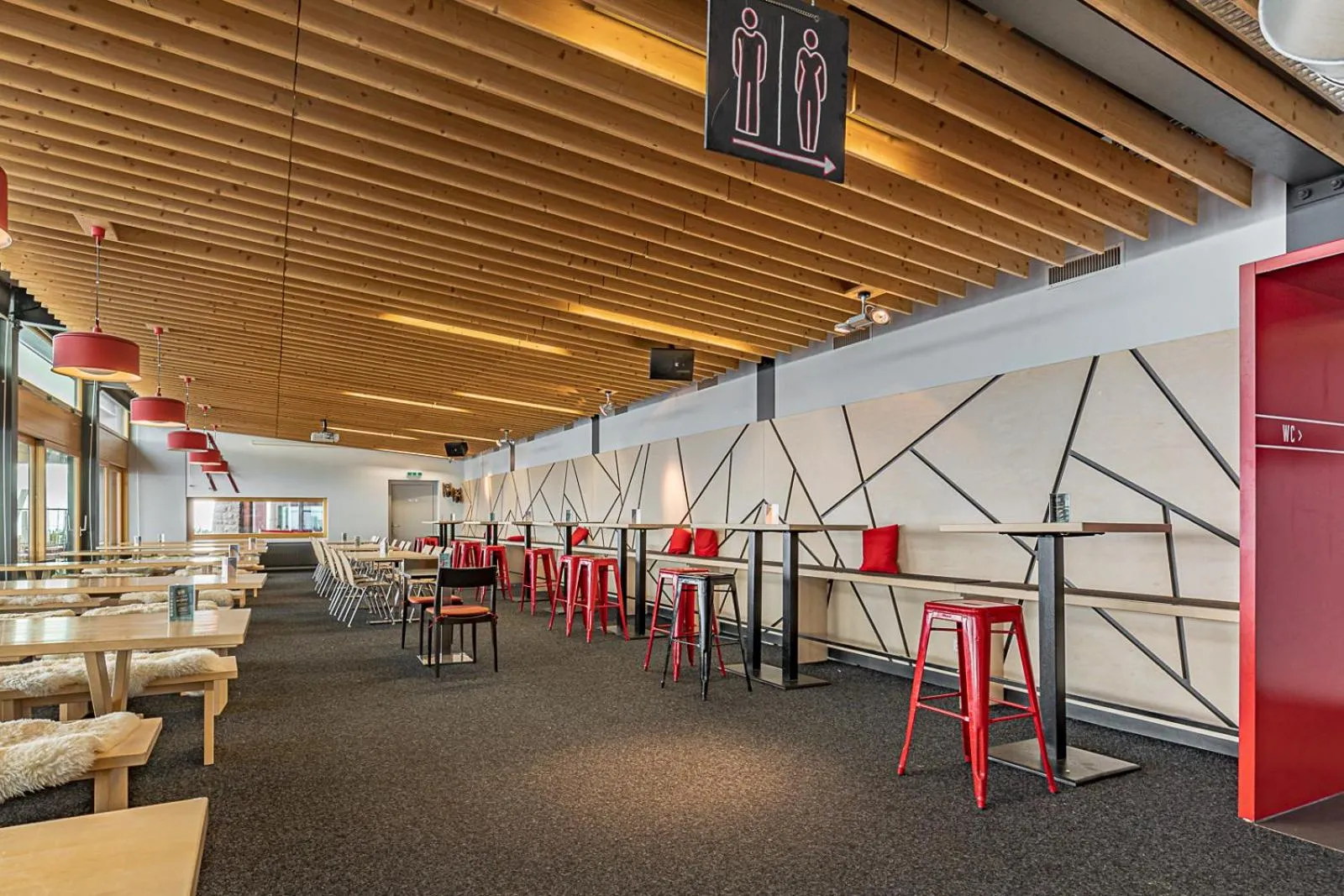 Restaurant/places to eat in Berghaus Niederhorn