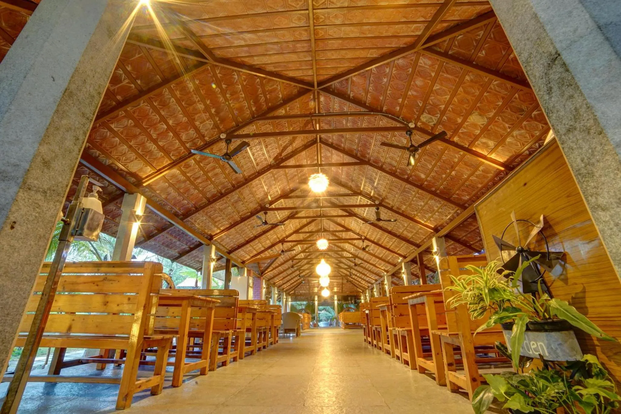 Restaurant/places to eat in Brown Town Resort & Spa