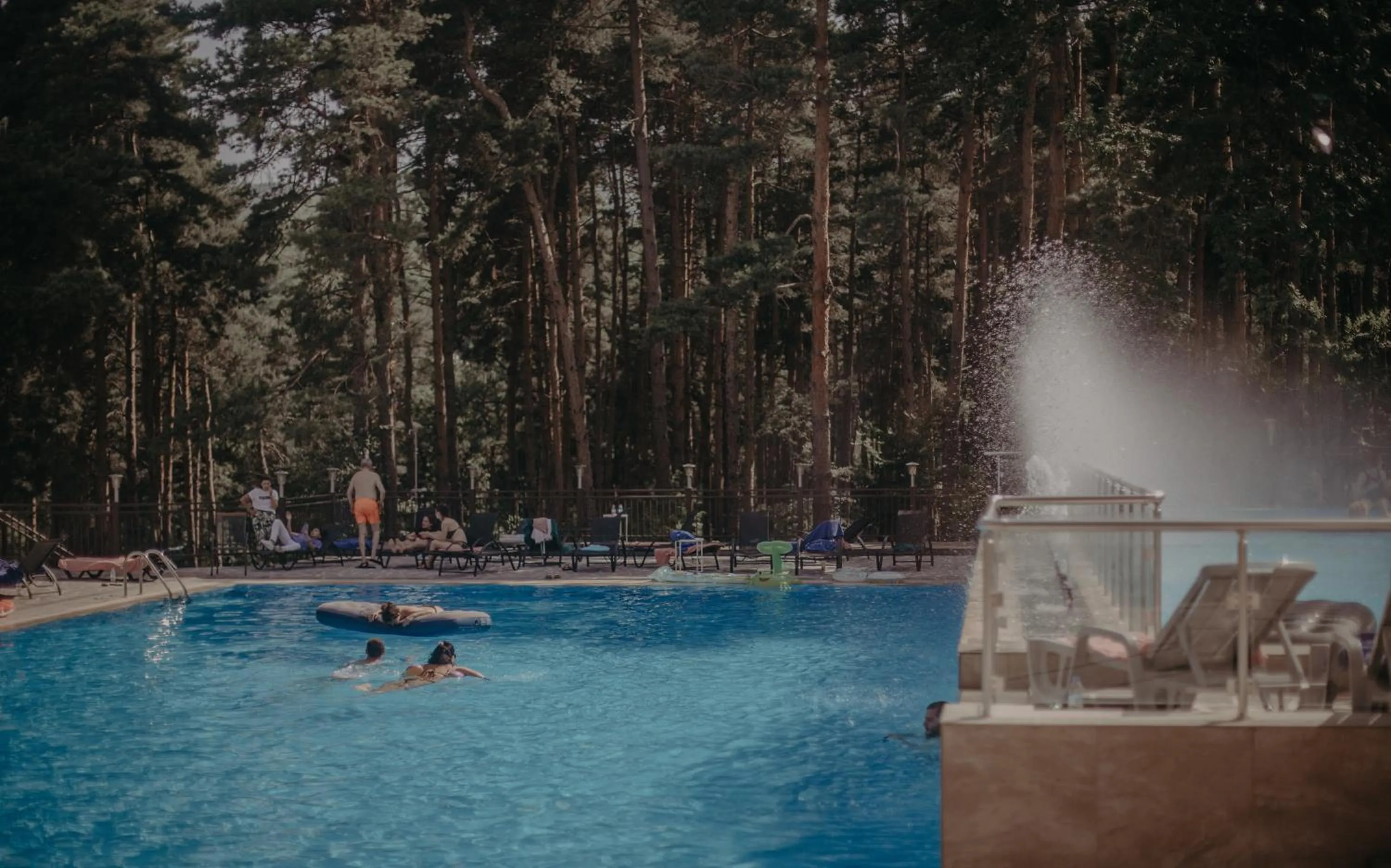 People in Zuzumbo Resort & Spa