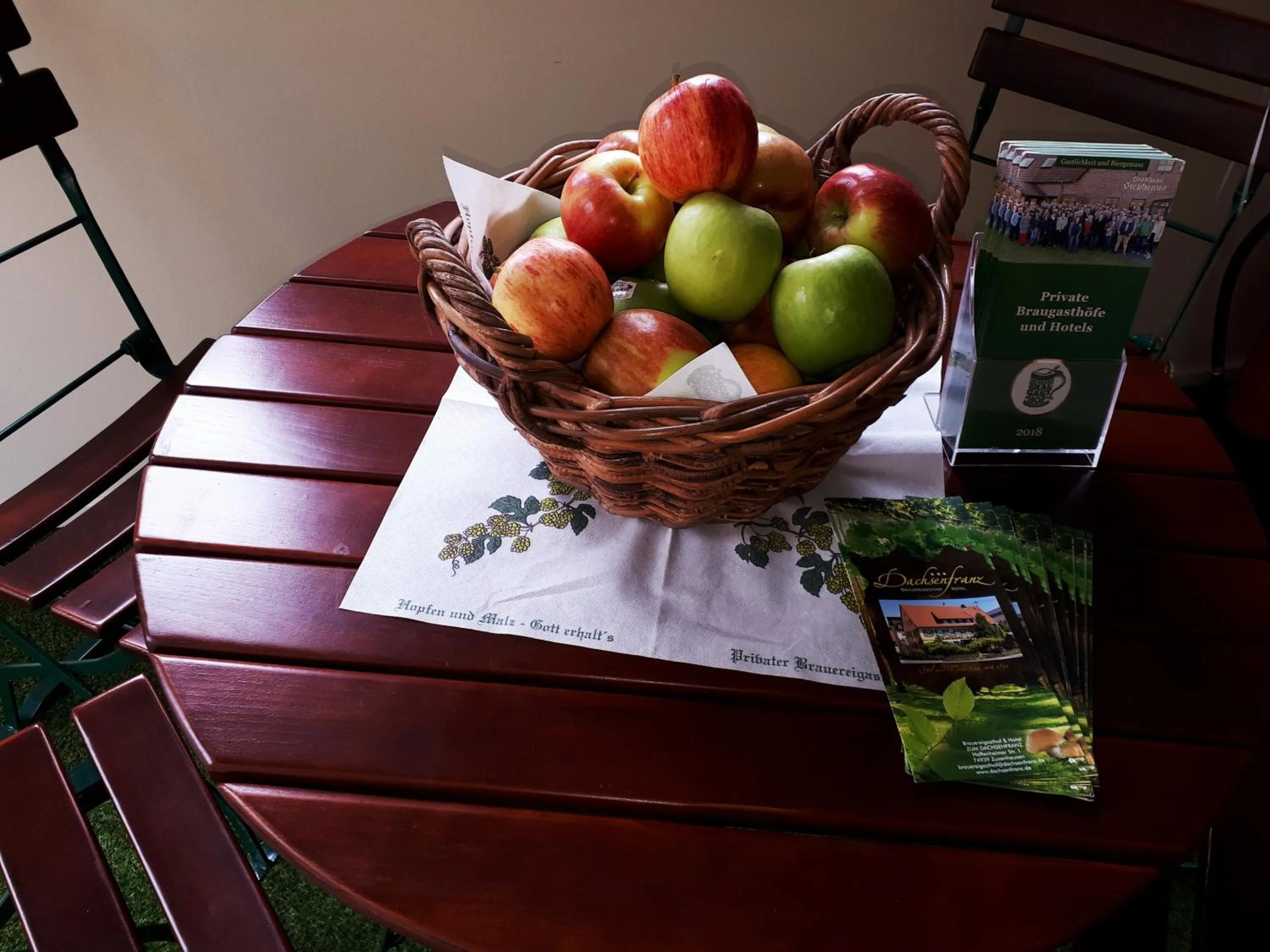 Seating area in Brauereigasthof Dachsenfranz