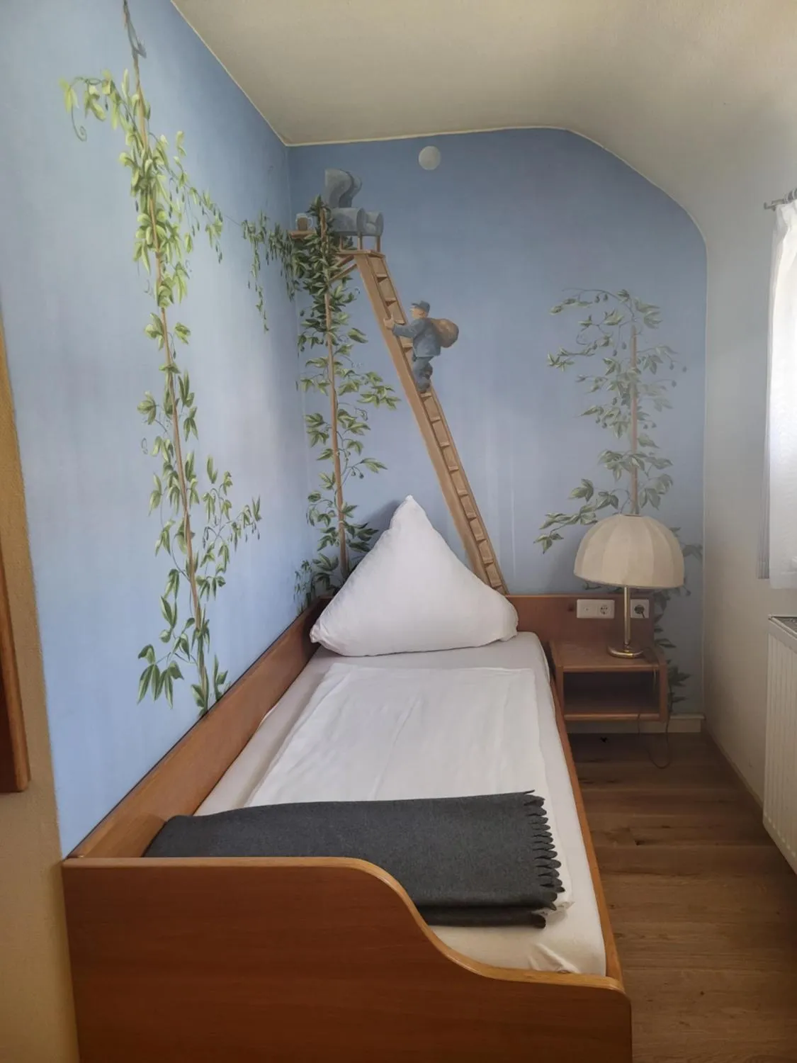 Bed in Brauereigasthof Dachsenfranz