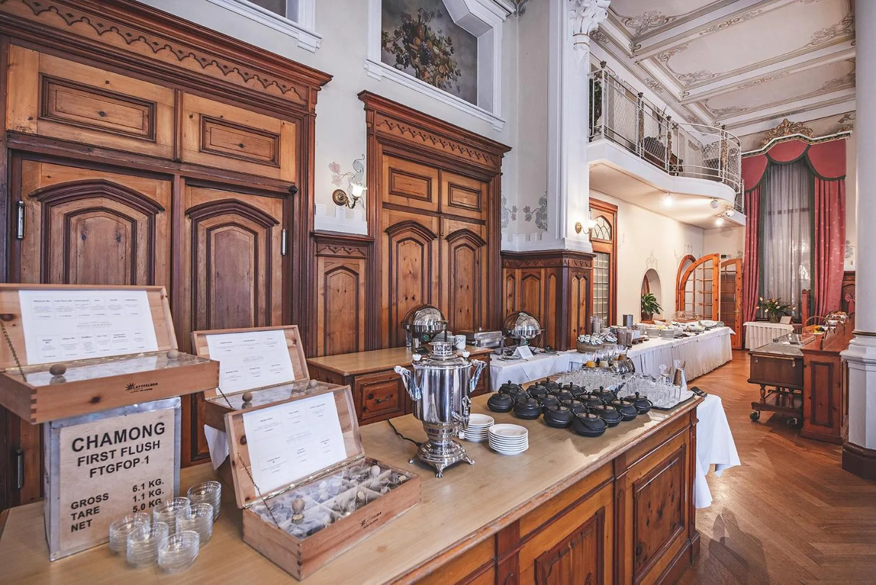 Restaurant/places to eat in Edelweiss Swiss Quality Hotel