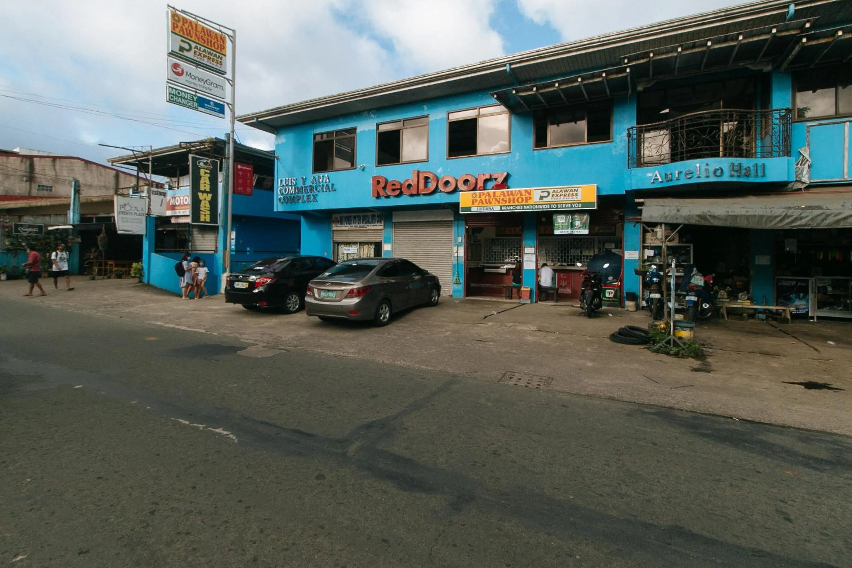 Property building in RedDoorz Plus near Municipality of Luisiana Laguna