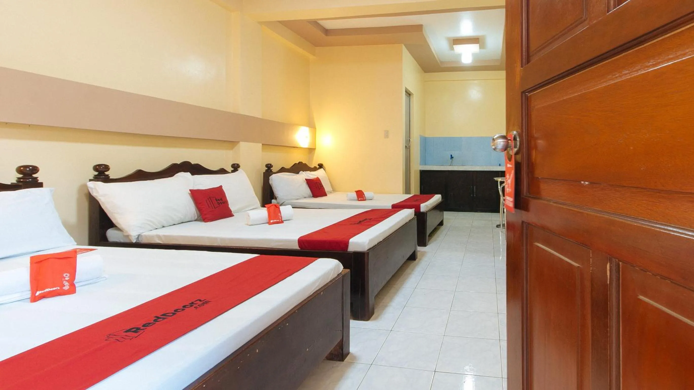 Bed in RedDoorz Plus near Municipality of Luisiana Laguna