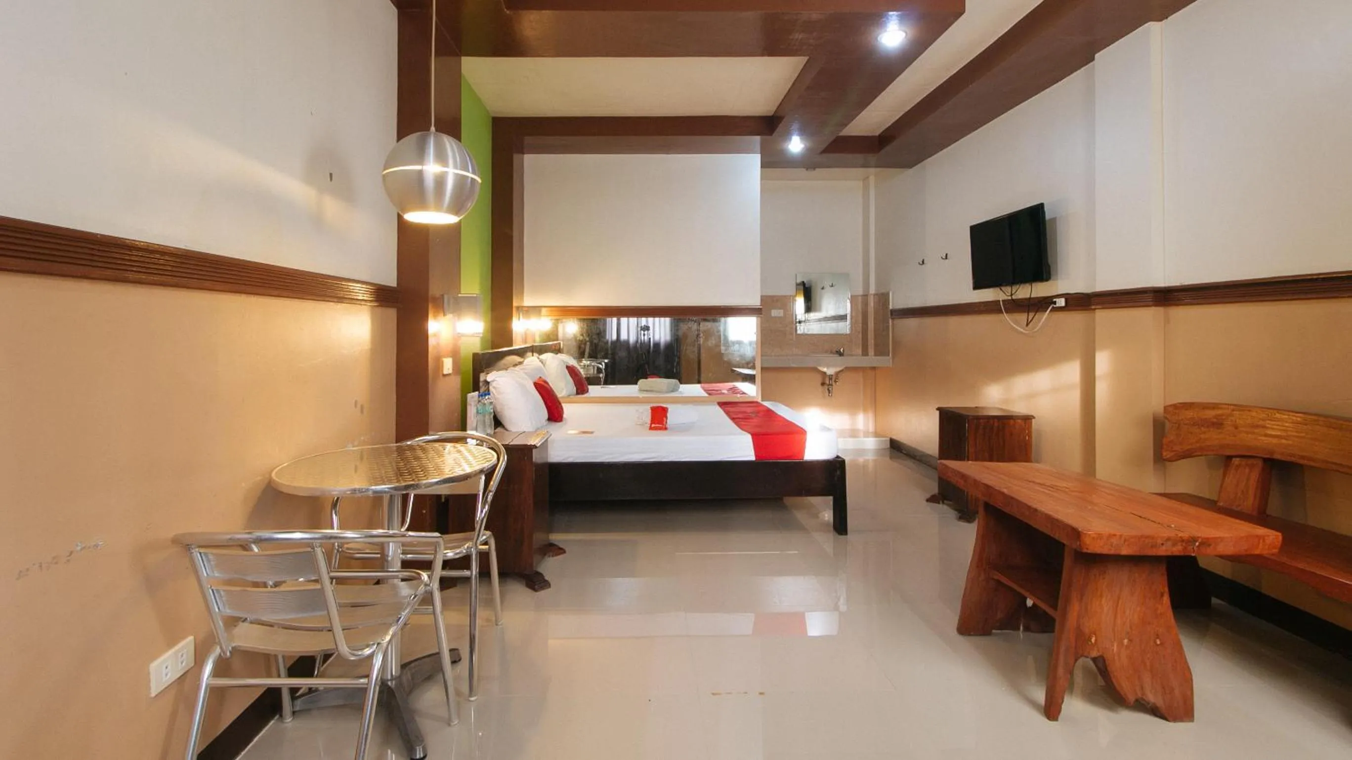 Photo of the whole room, Bed in RedDoorz Plus near Municipality of Luisiana Laguna