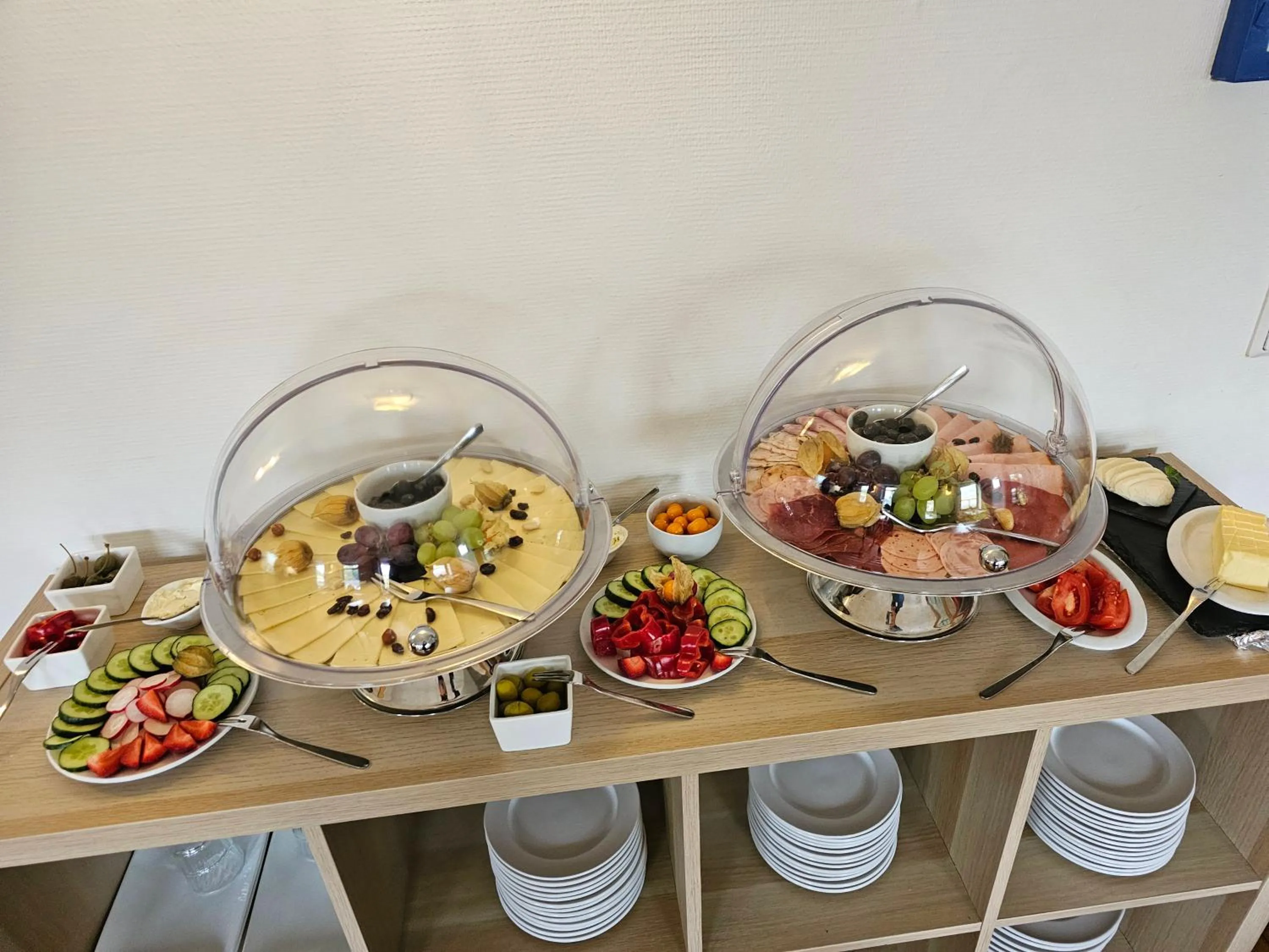 Breakfast in Hotel Bohemia