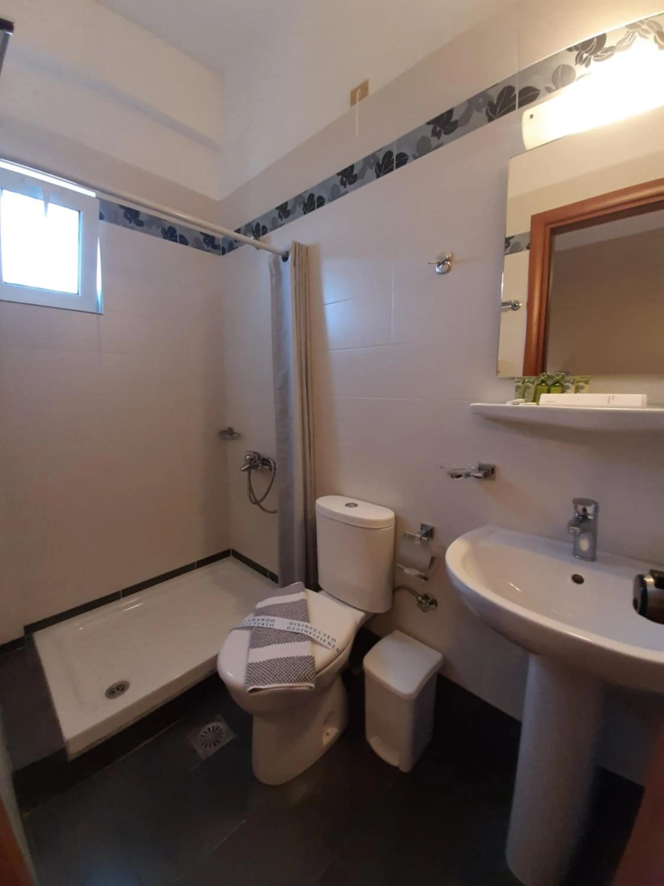 Bathroom in Agia Roumeli Hotel adults only