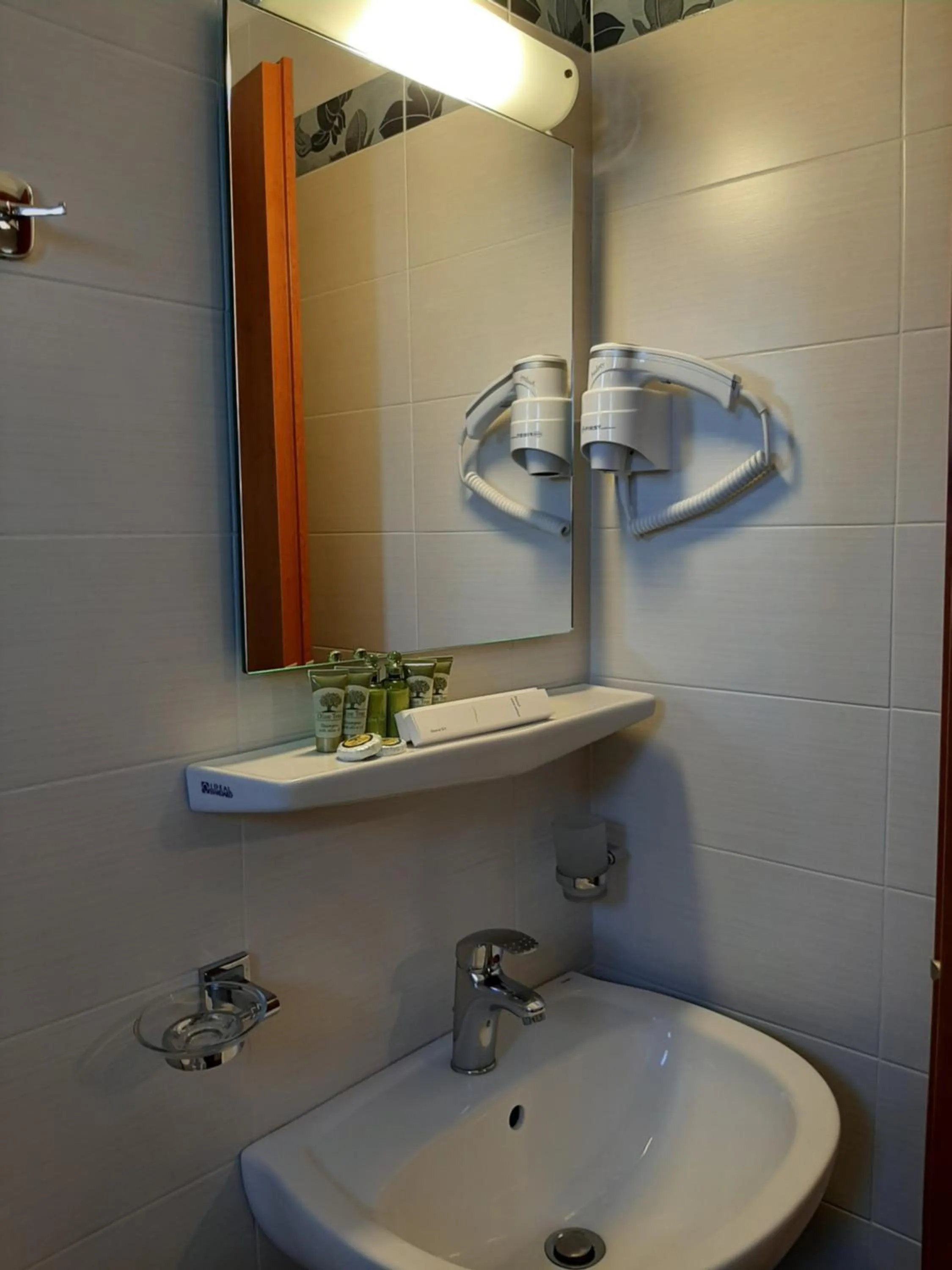 Toilet in Agia Roumeli Hotel adults only