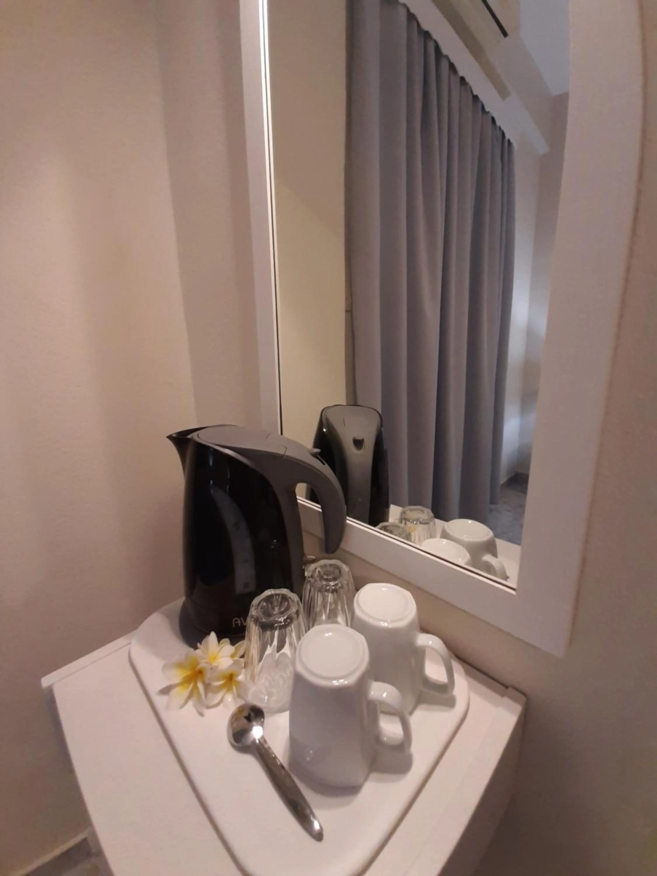 Coffee/tea facilities in Agia Roumeli Hotel adults only