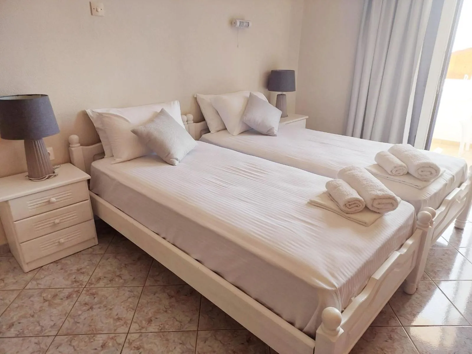 Bed in Agia Roumeli Hotel adults only