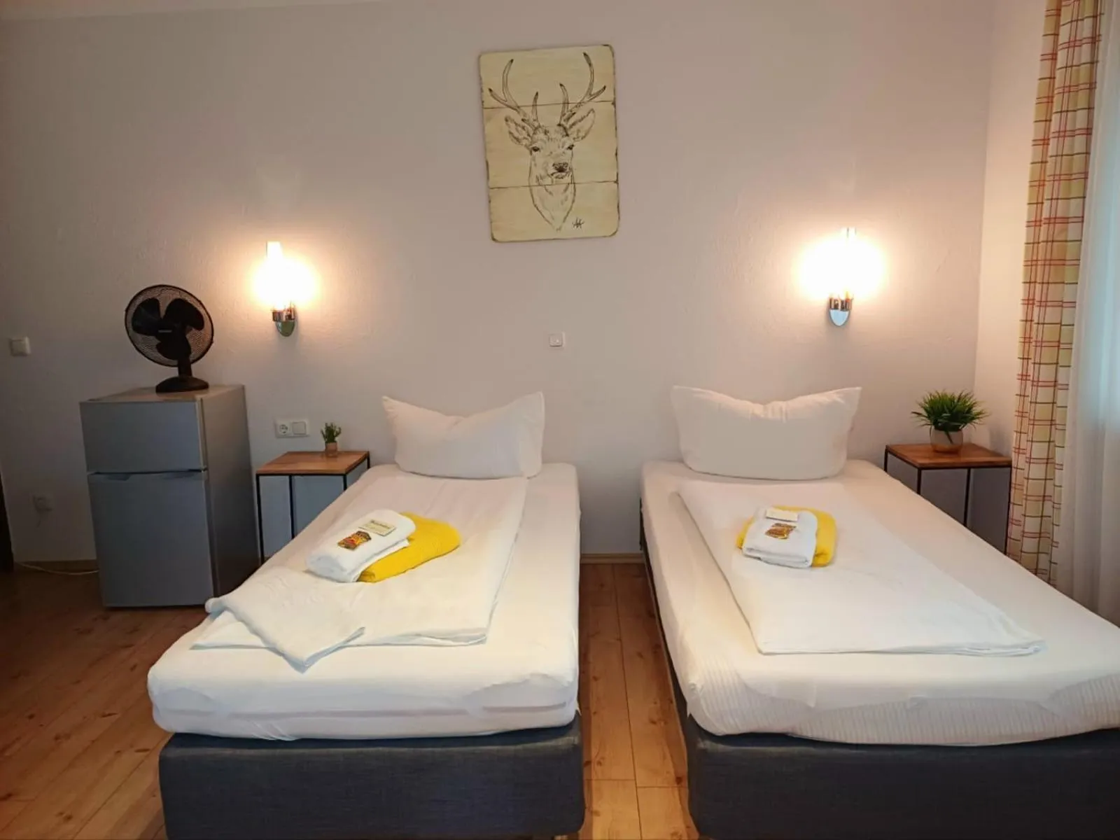 Bedroom in Günstige Zimmer im Spessart