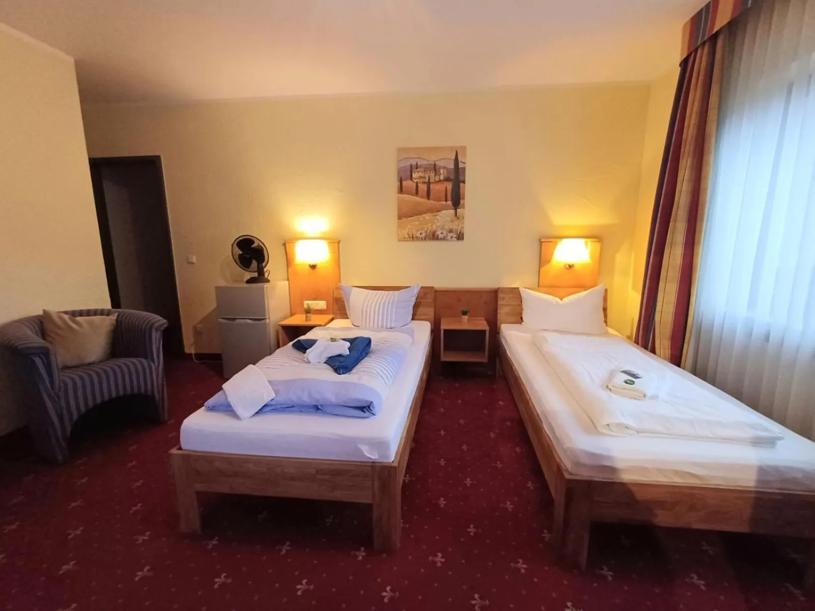 Bedroom in Günstige Zimmer im Spessart