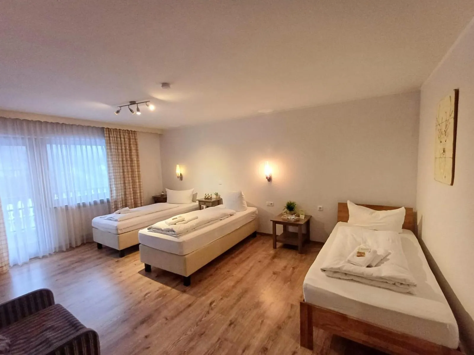 Bedroom in Günstige Zimmer im Spessart