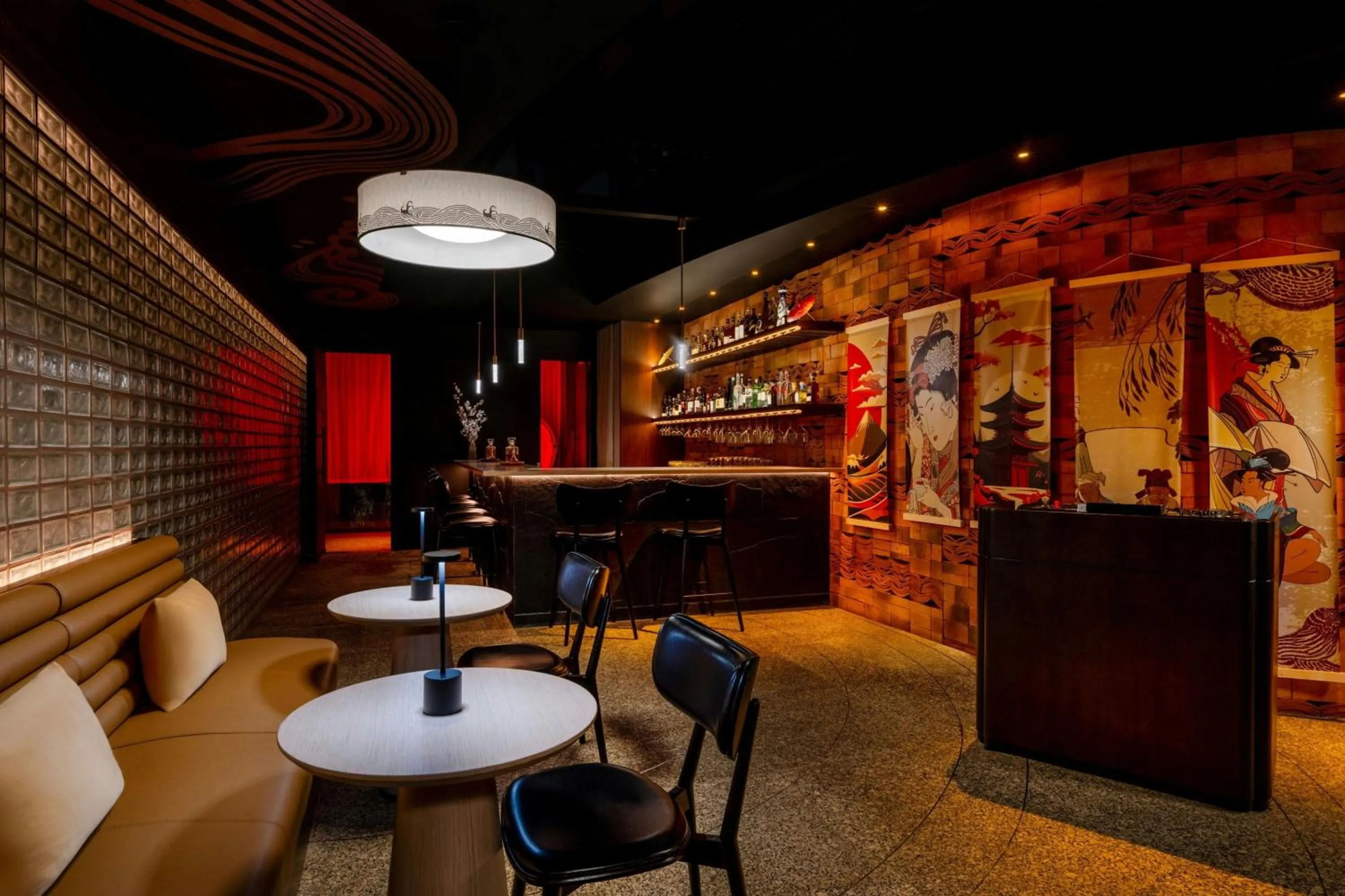 Lounge or bar in Gulf Hotel Bahrain Convention and SPA