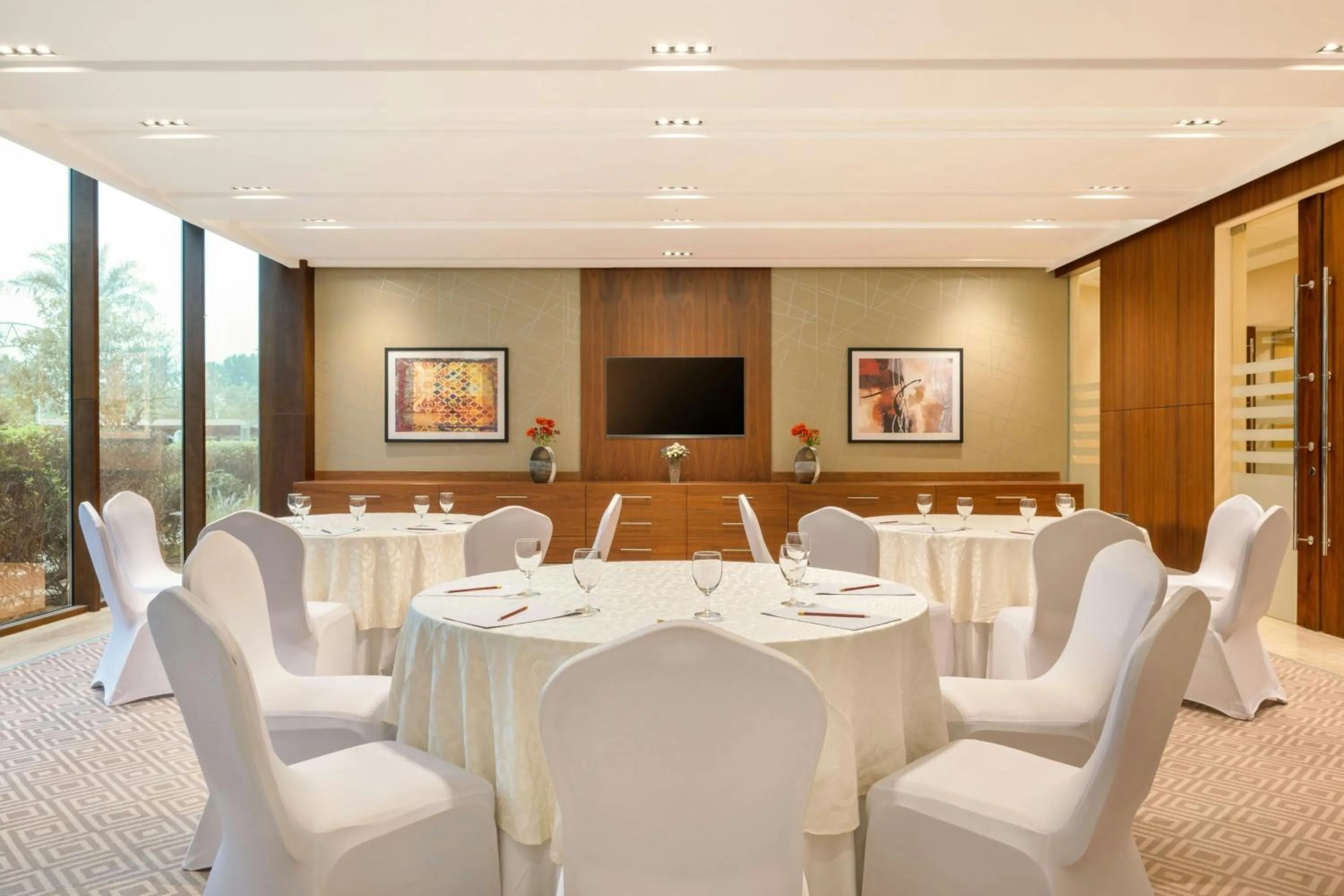 Meeting/conference room in Gulf Hotel Bahrain Convention and SPA