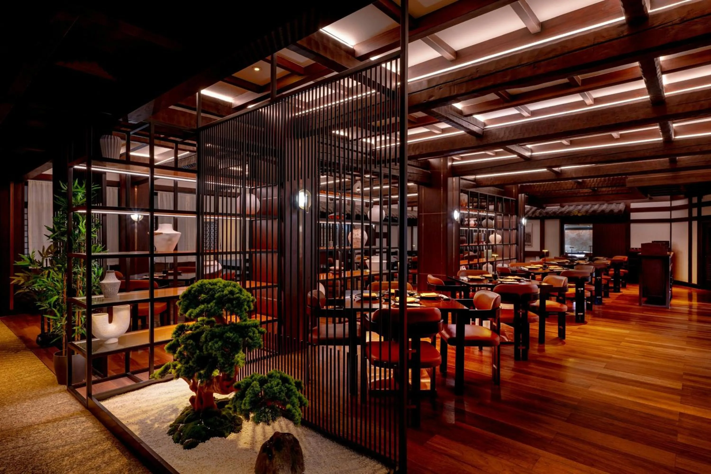 Restaurant/places to eat in Gulf Hotel Bahrain Convention and SPA