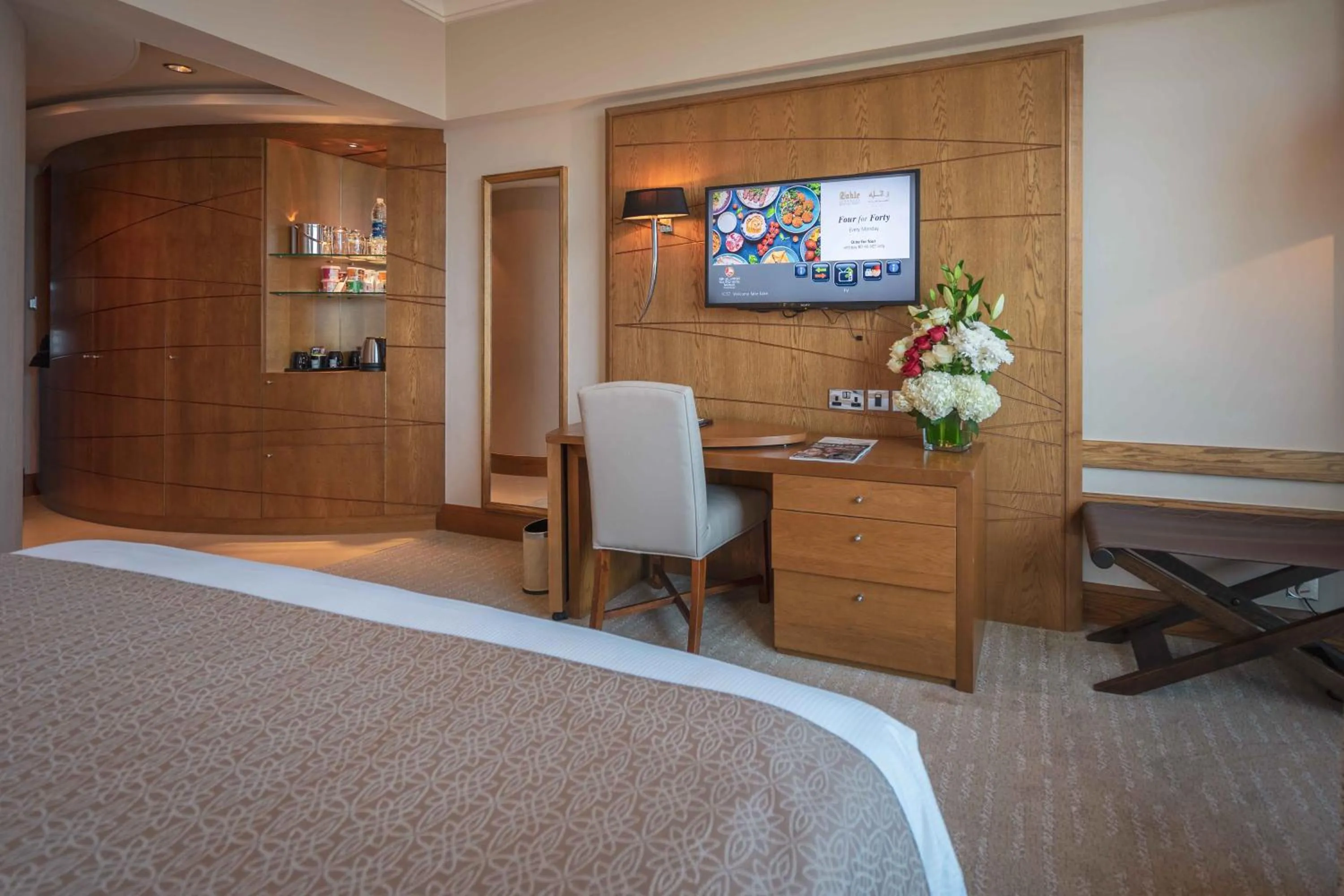 Luxury Twin Room in Gulf Hotel Bahrain Convention and SPA