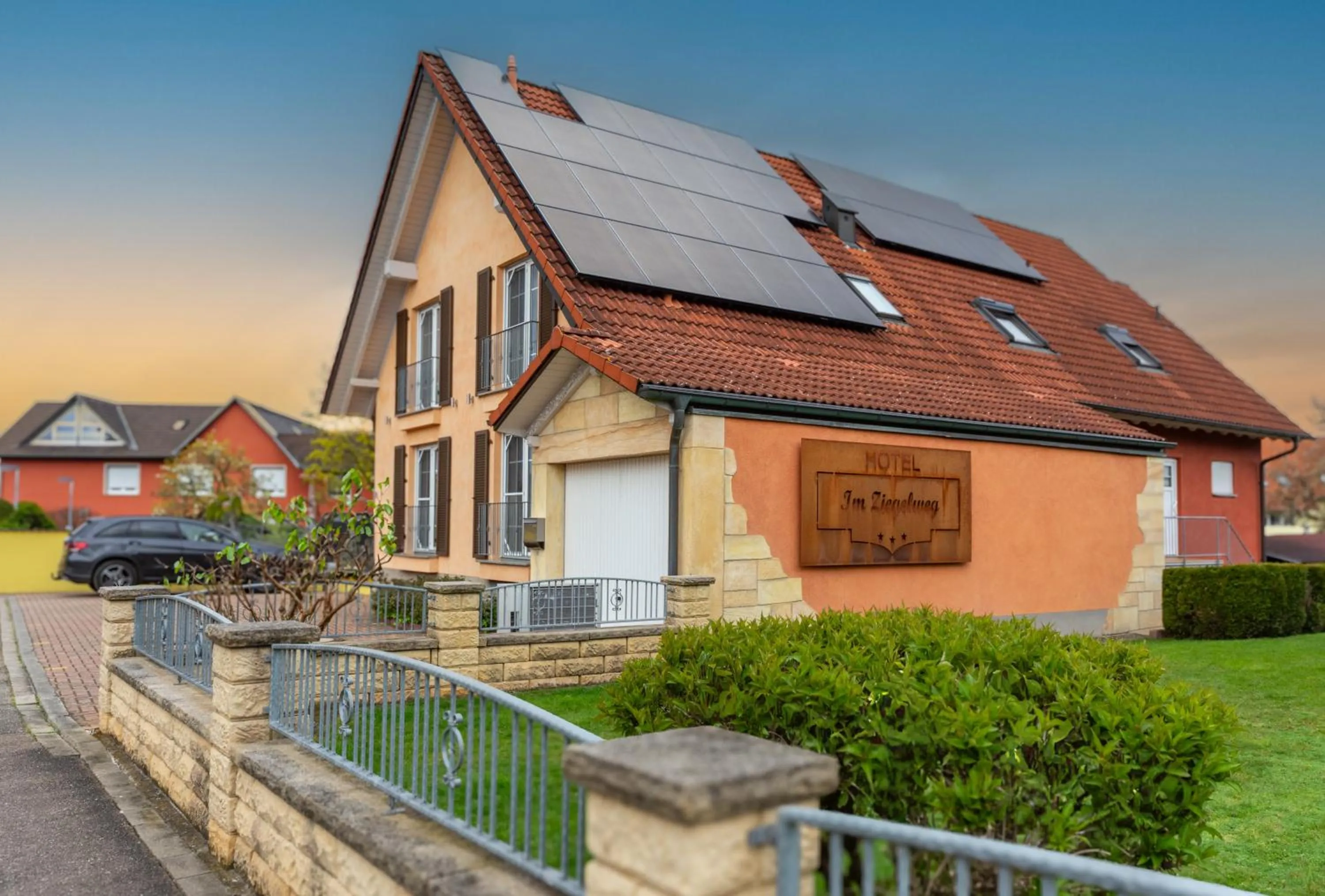 Hotel & Gästehaus Im Ziegelweg KLIMATISIERT Eintrittskarten für den Europa-Park erhalten Sie garantiert über uns