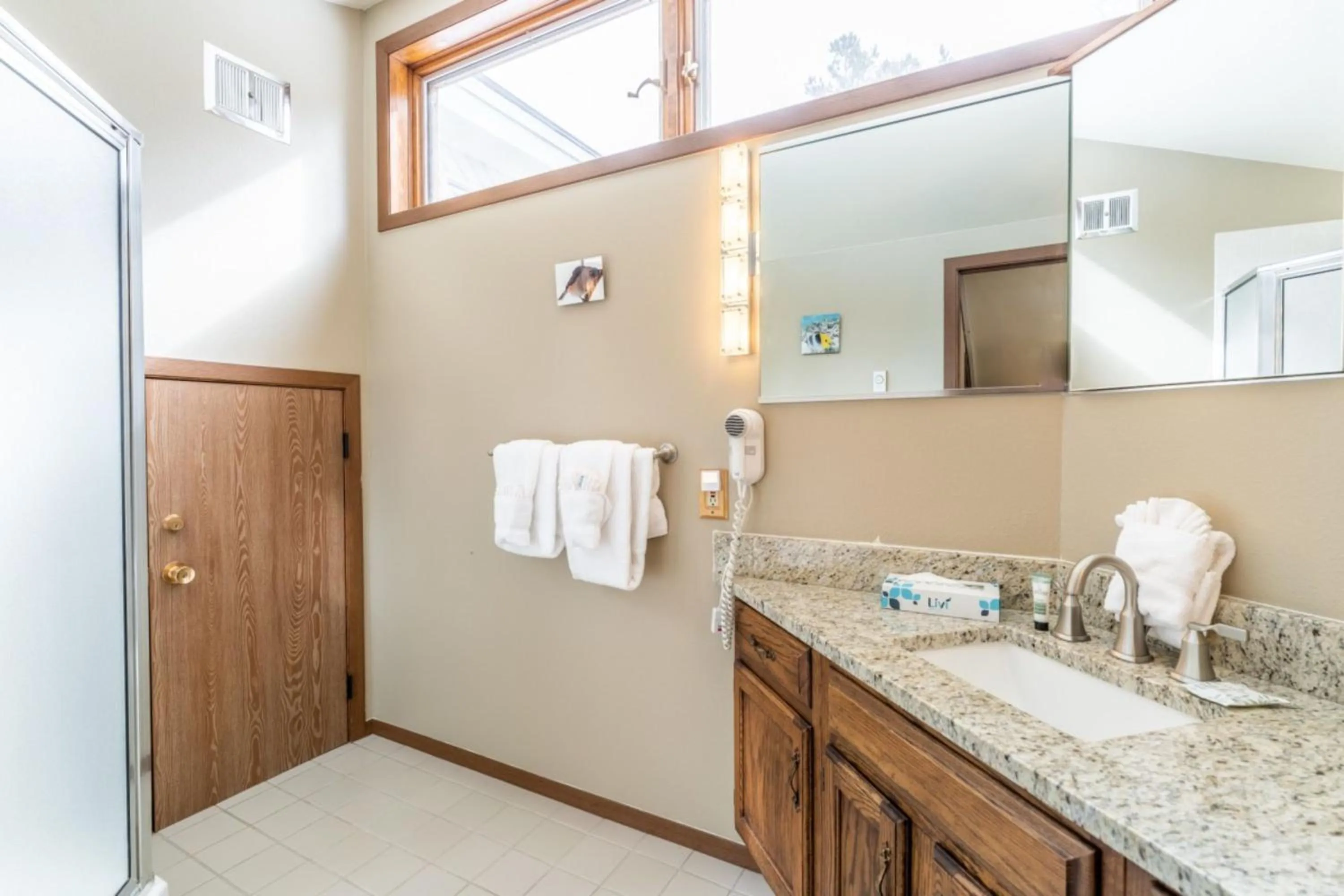 Bathroom in Flying Dutchman by Summit County Mountain Retreats