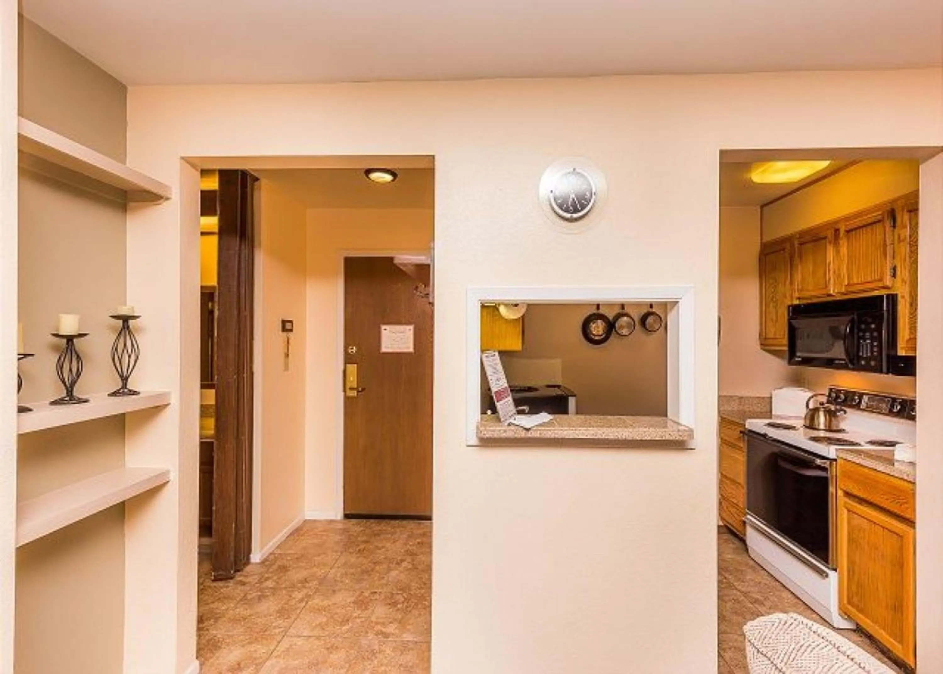 Kitchen or kitchenette in Flying Dutchman by Summit County Mountain Retreats