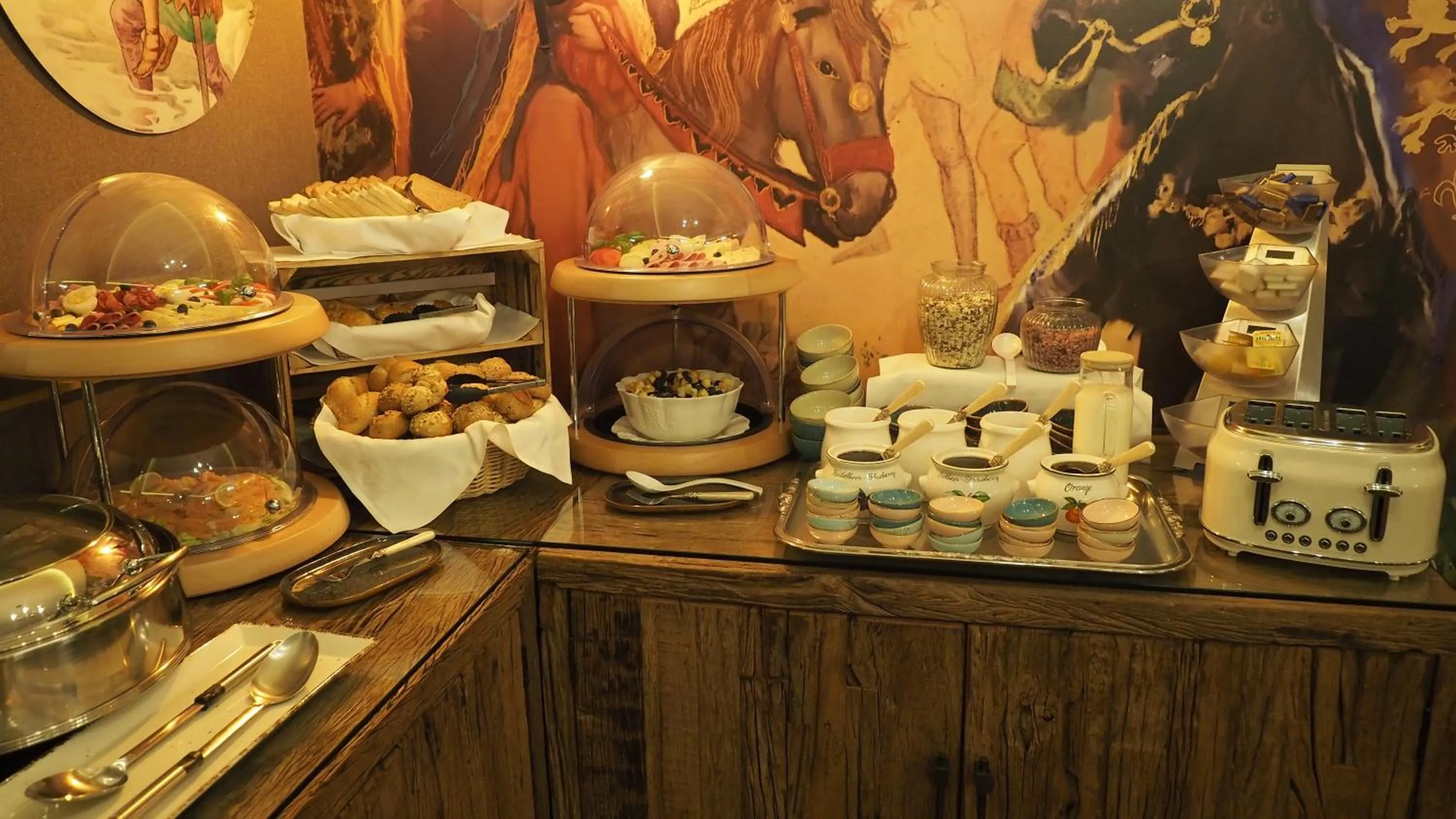 Restaurant/places to eat in The Little Britain Inn Themed Hotel One of a Kind In Europe
