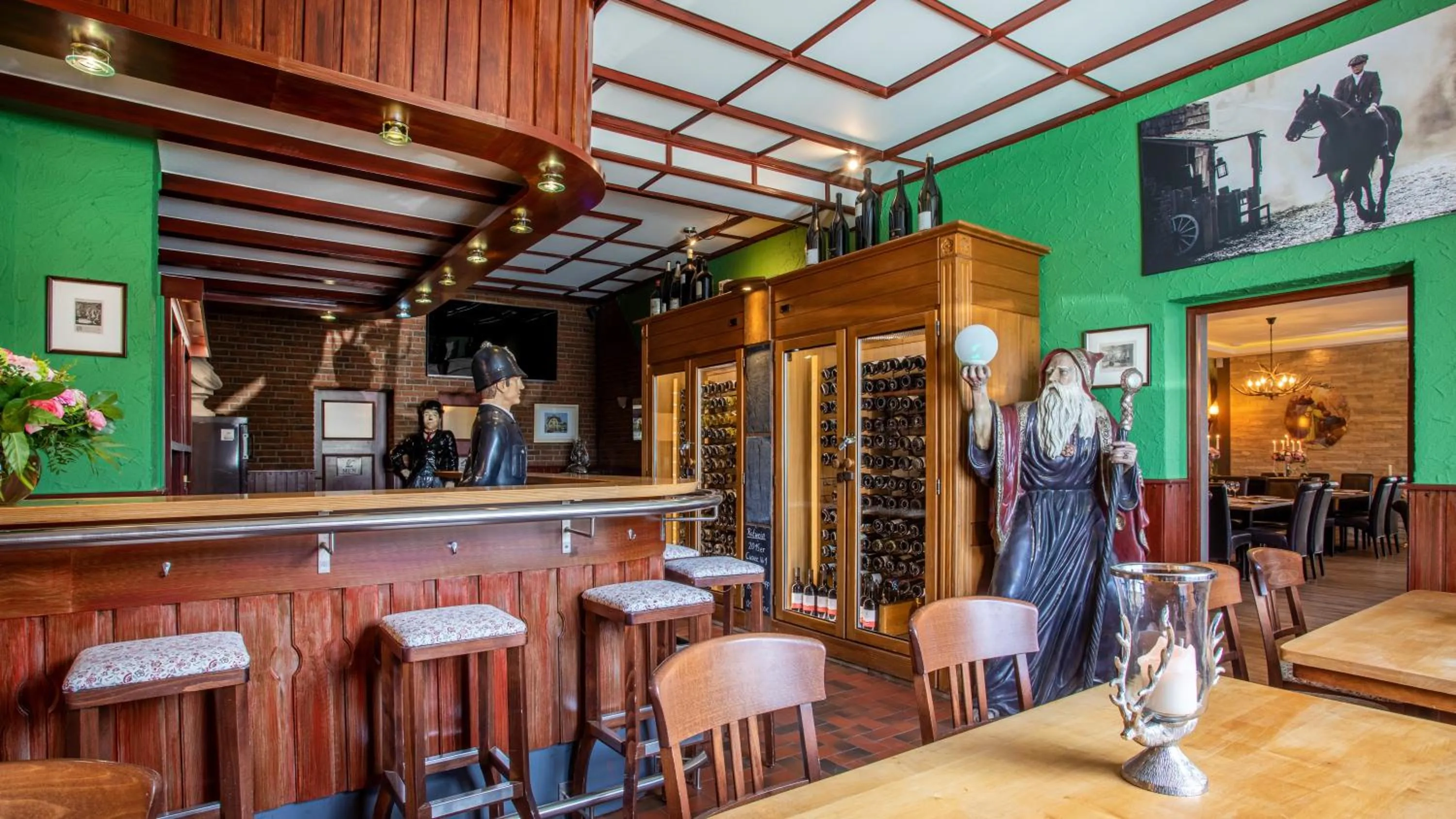 Restaurant/places to eat in The Little Britain Inn Themed Hotel One of a Kind In Europe