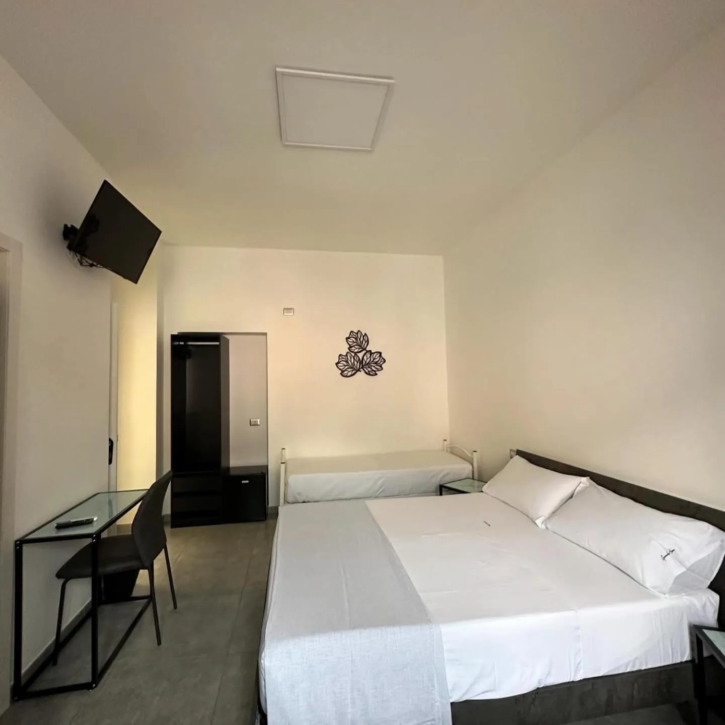 TV and multimedia, Bed in Grenada Home