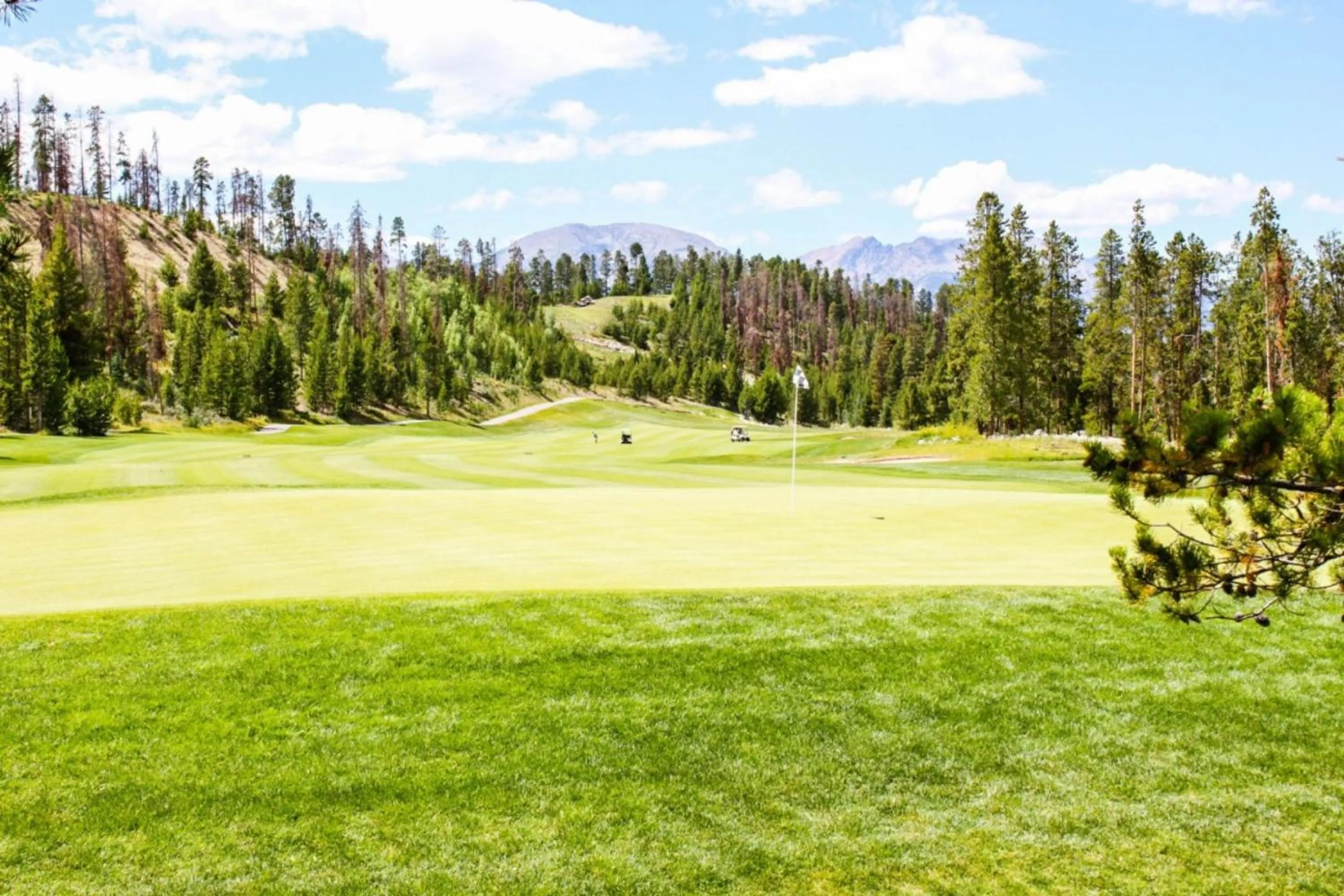 Golfcourse in Ski Tip by Summit County Mountain Retreats