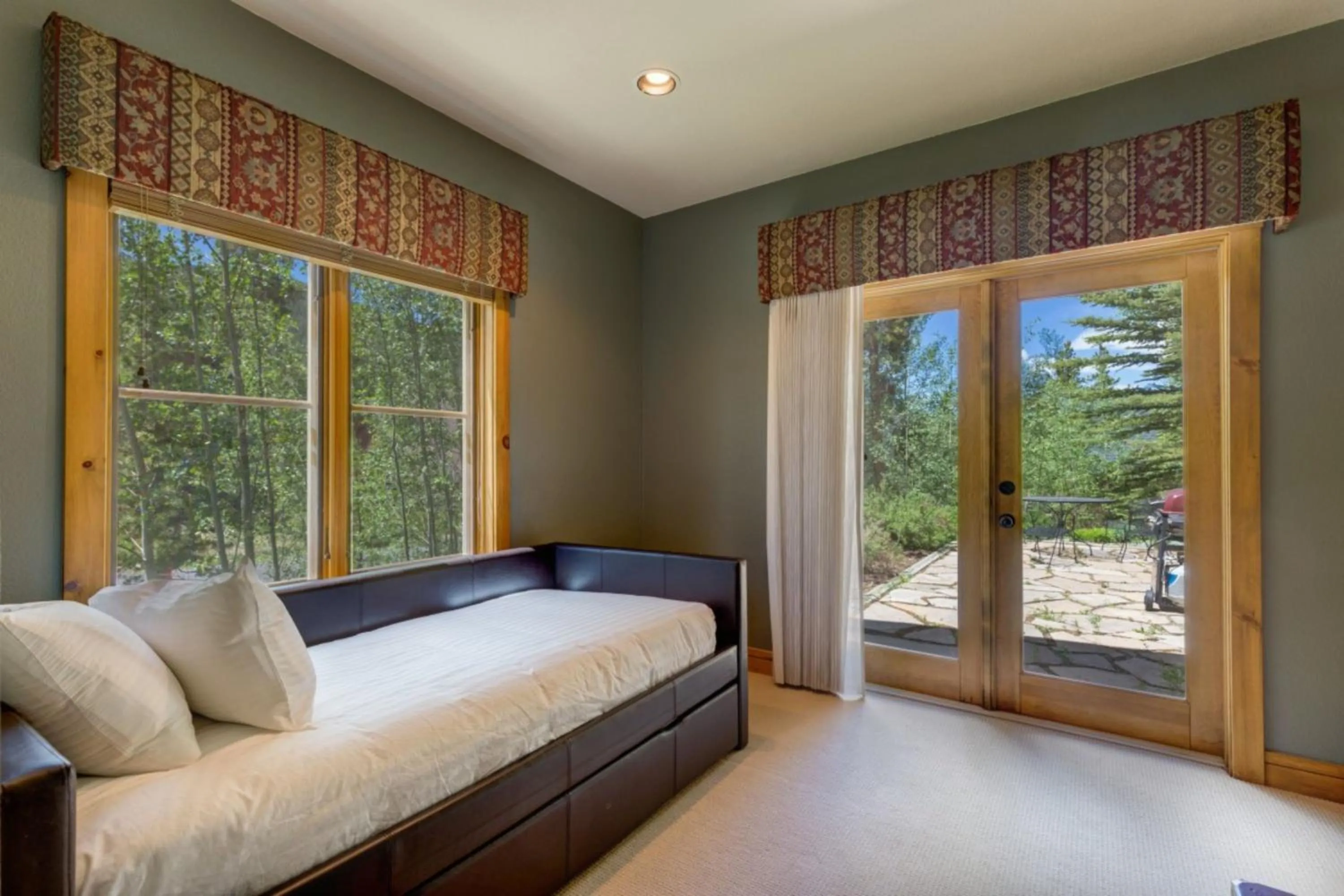 Bedroom, Bed in Ski Tip by Summit County Mountain Retreats