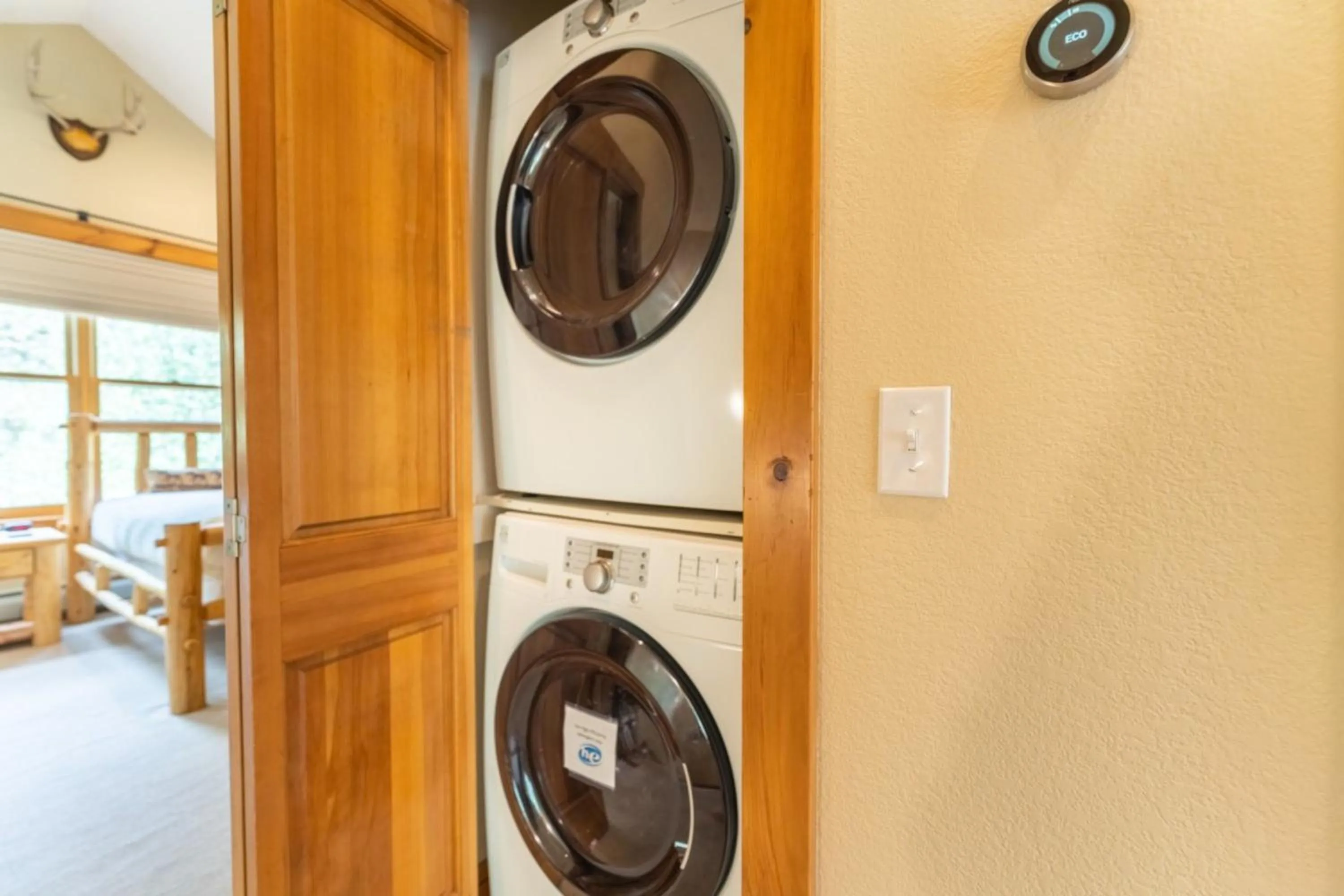 washing machine in Ski Tip by Summit County Mountain Retreats