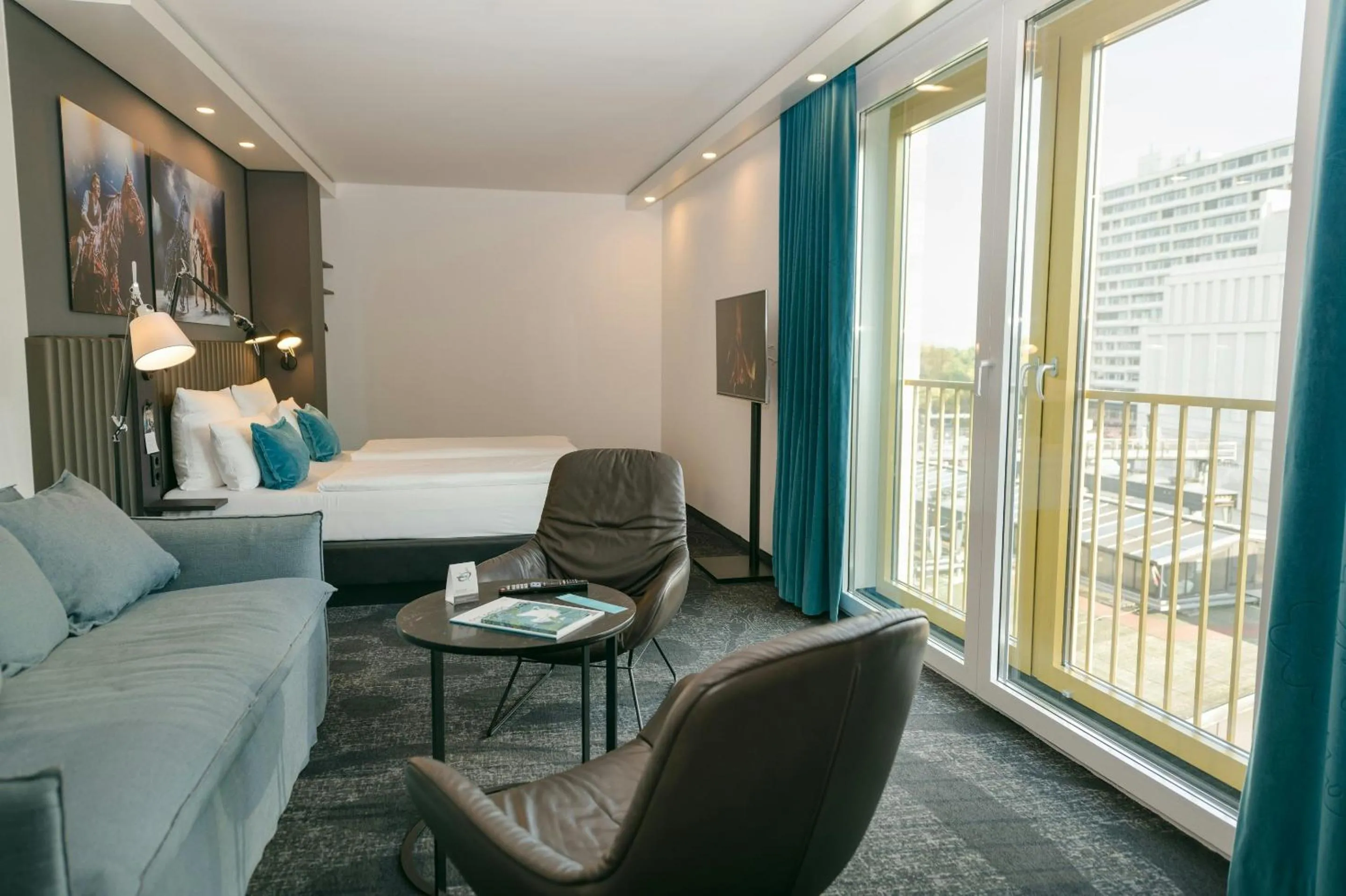 Photo of the whole room, Bed in Motel One Berlin-Ku'Damm