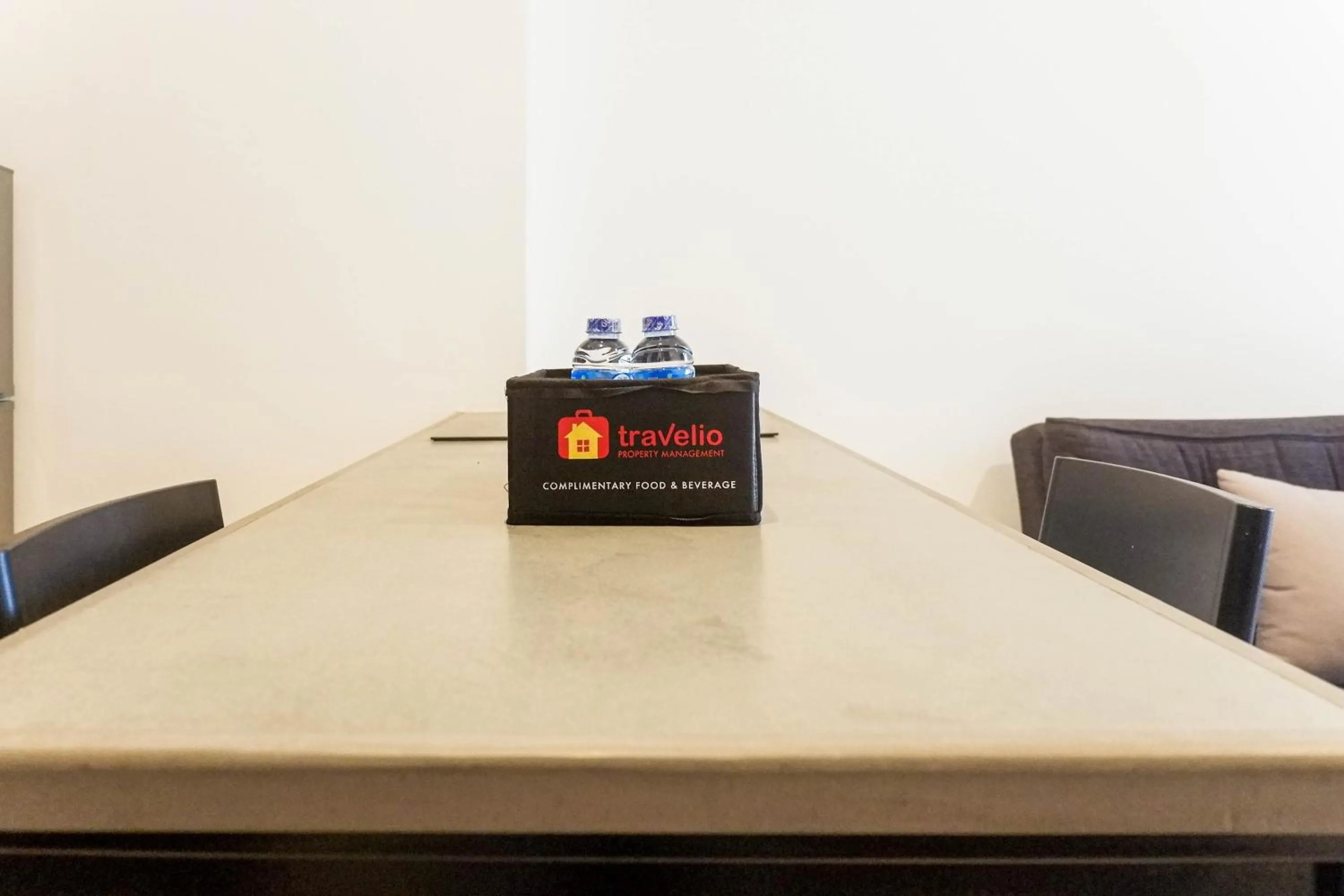 1BR Apartment The Linden Connected to Marvell City Mall By Travelio