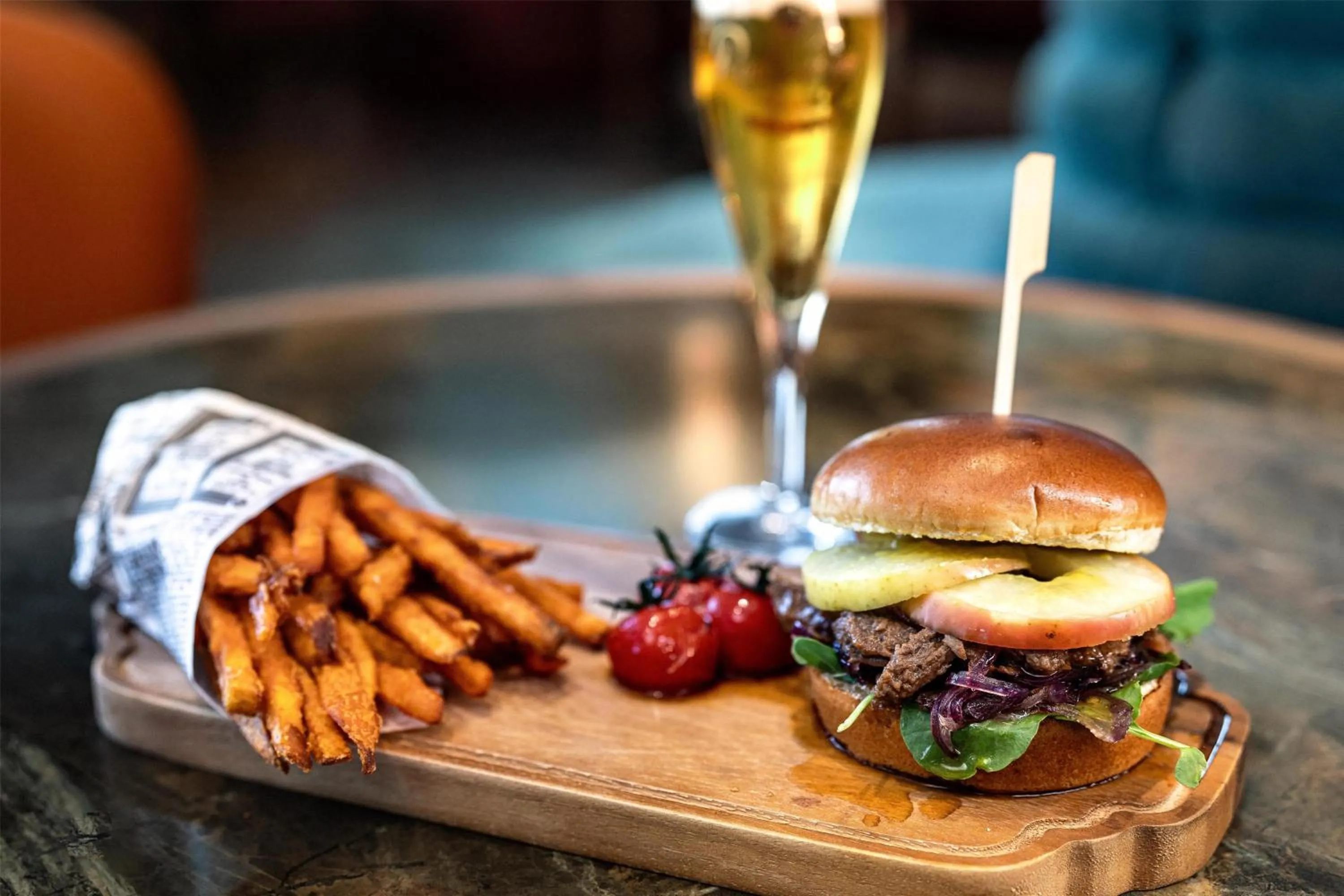 Food and drinks in Radisson Blu Media Harbour Hotel, Düsseldorf