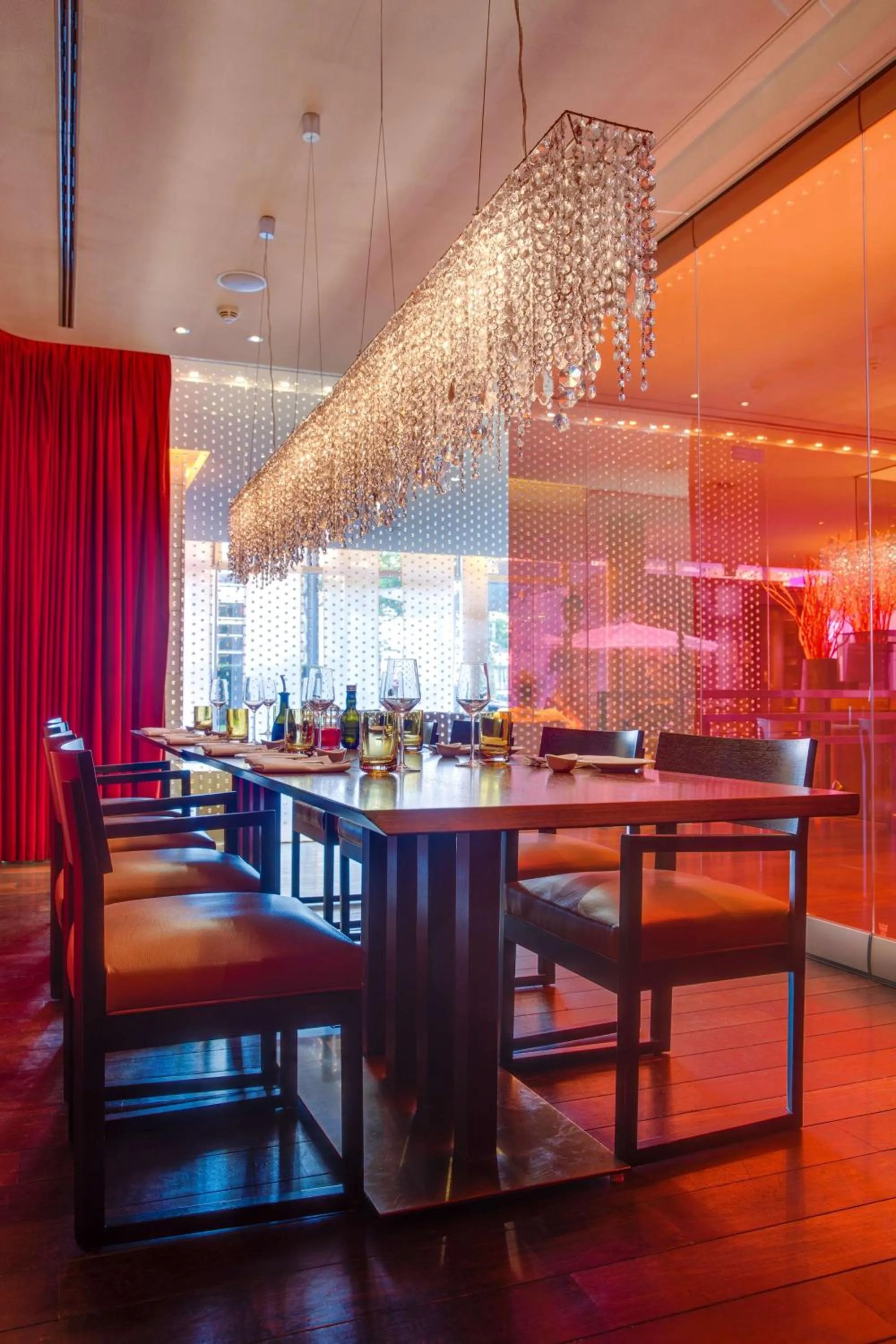 Restaurant/places to eat in Radisson Blu Media Harbour Hotel, Düsseldorf