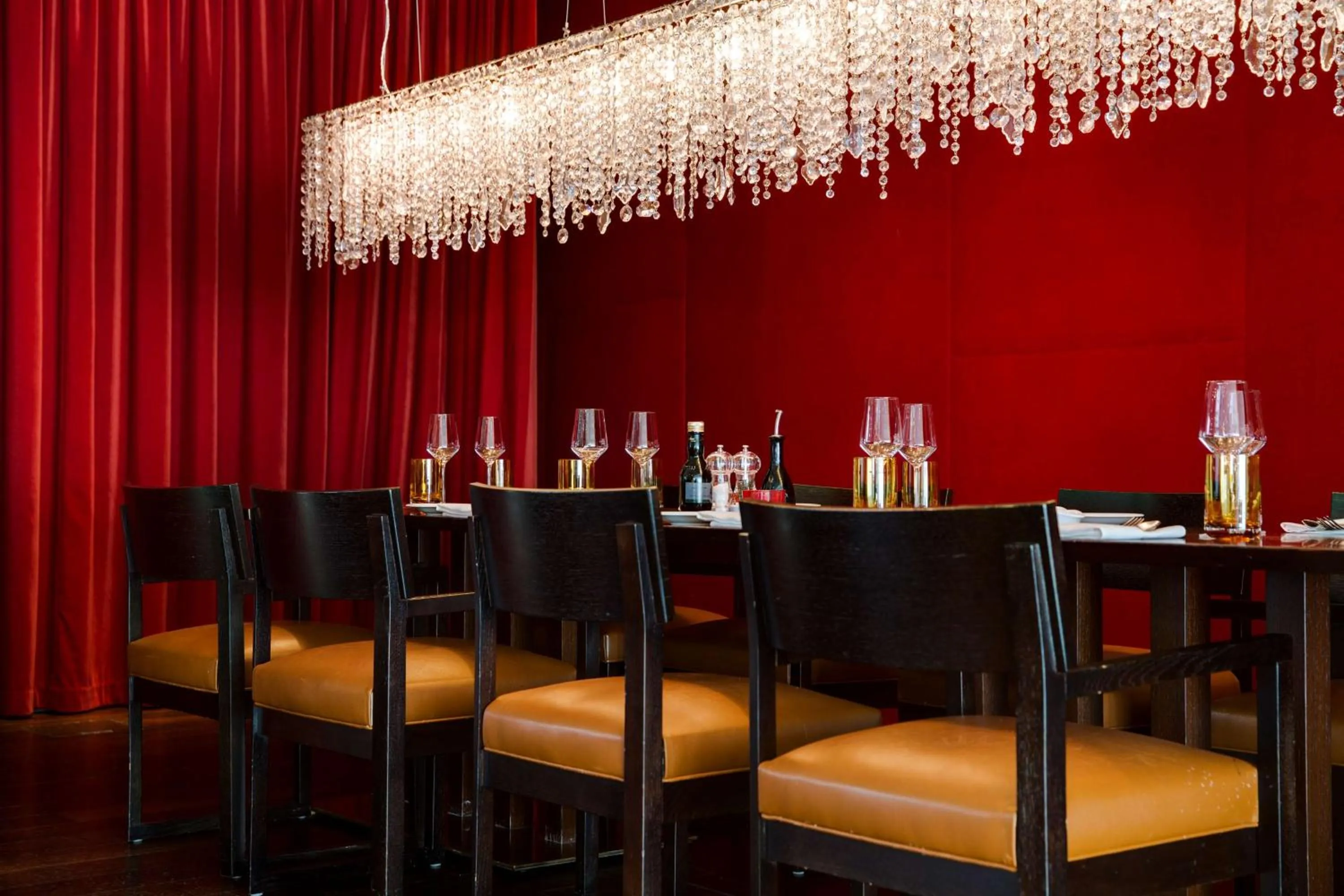 Restaurant/places to eat in Radisson Blu Media Harbour Hotel, Düsseldorf