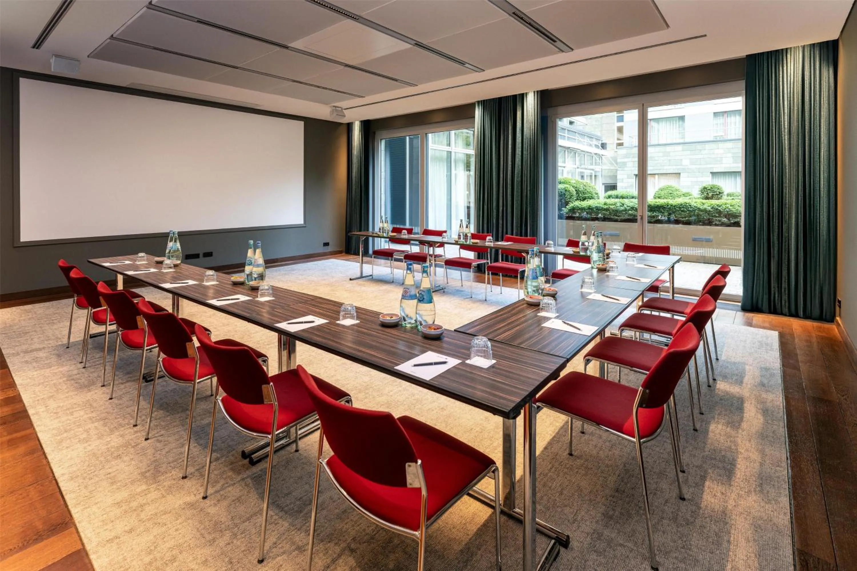 Meeting/conference room in Radisson Blu Media Harbour Hotel, Düsseldorf