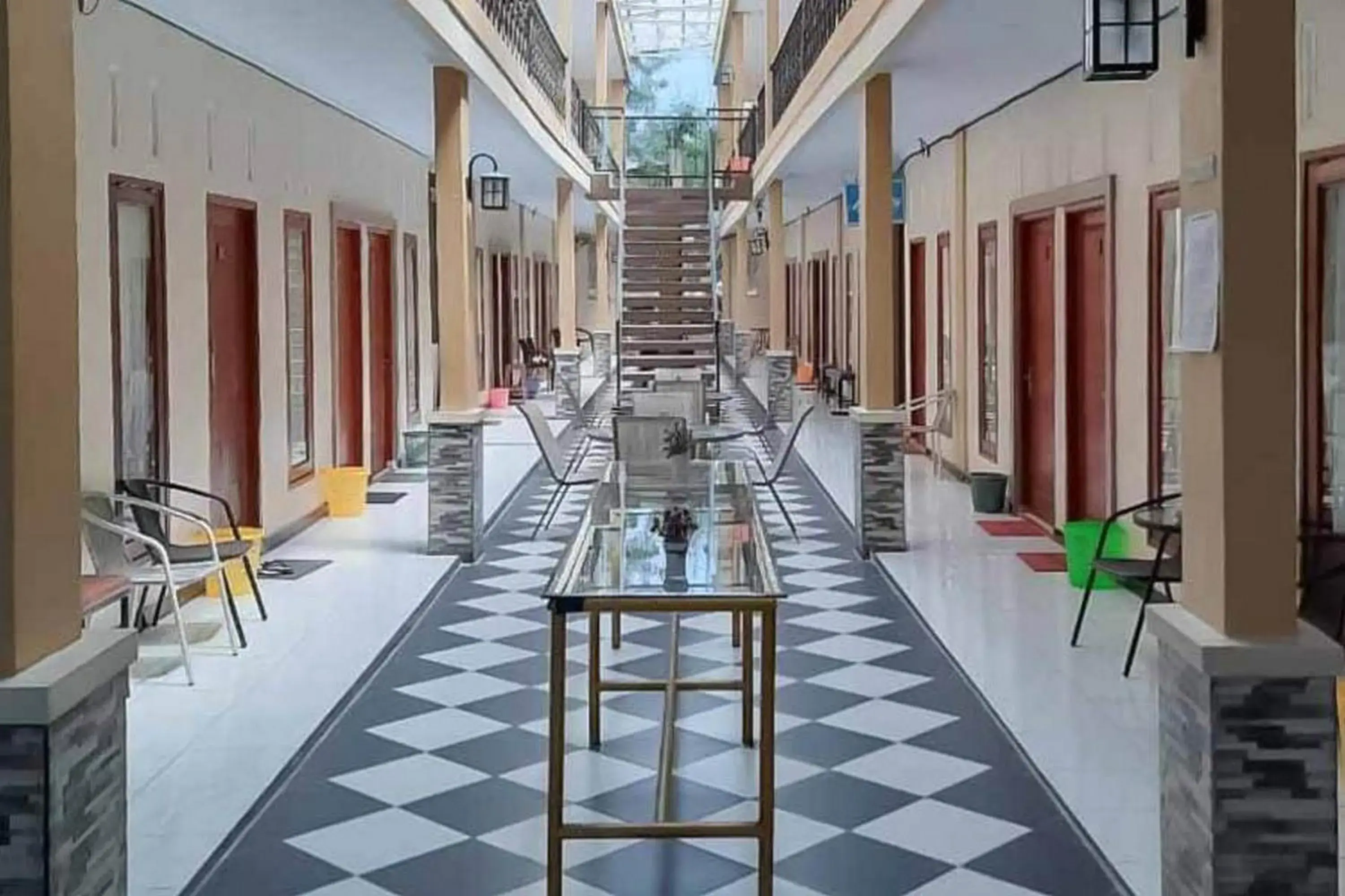 Property building in Pakansari Guest Inn Mitra RedDoorz Property building in Pakansari Guest Inn Mitra RedDoorz