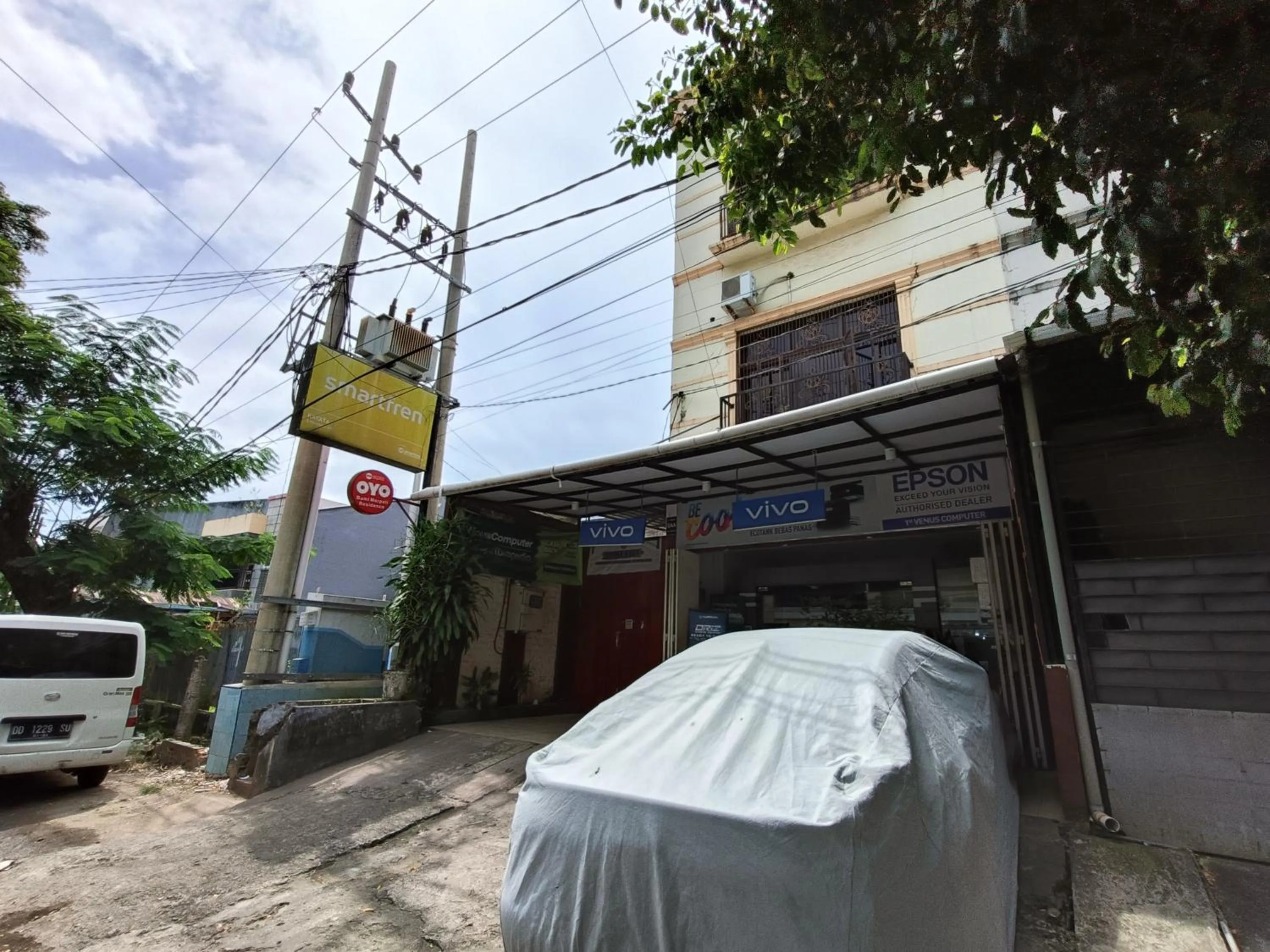 Property building in Bumi Merpati Residence Makassar Mitra RedDoorz