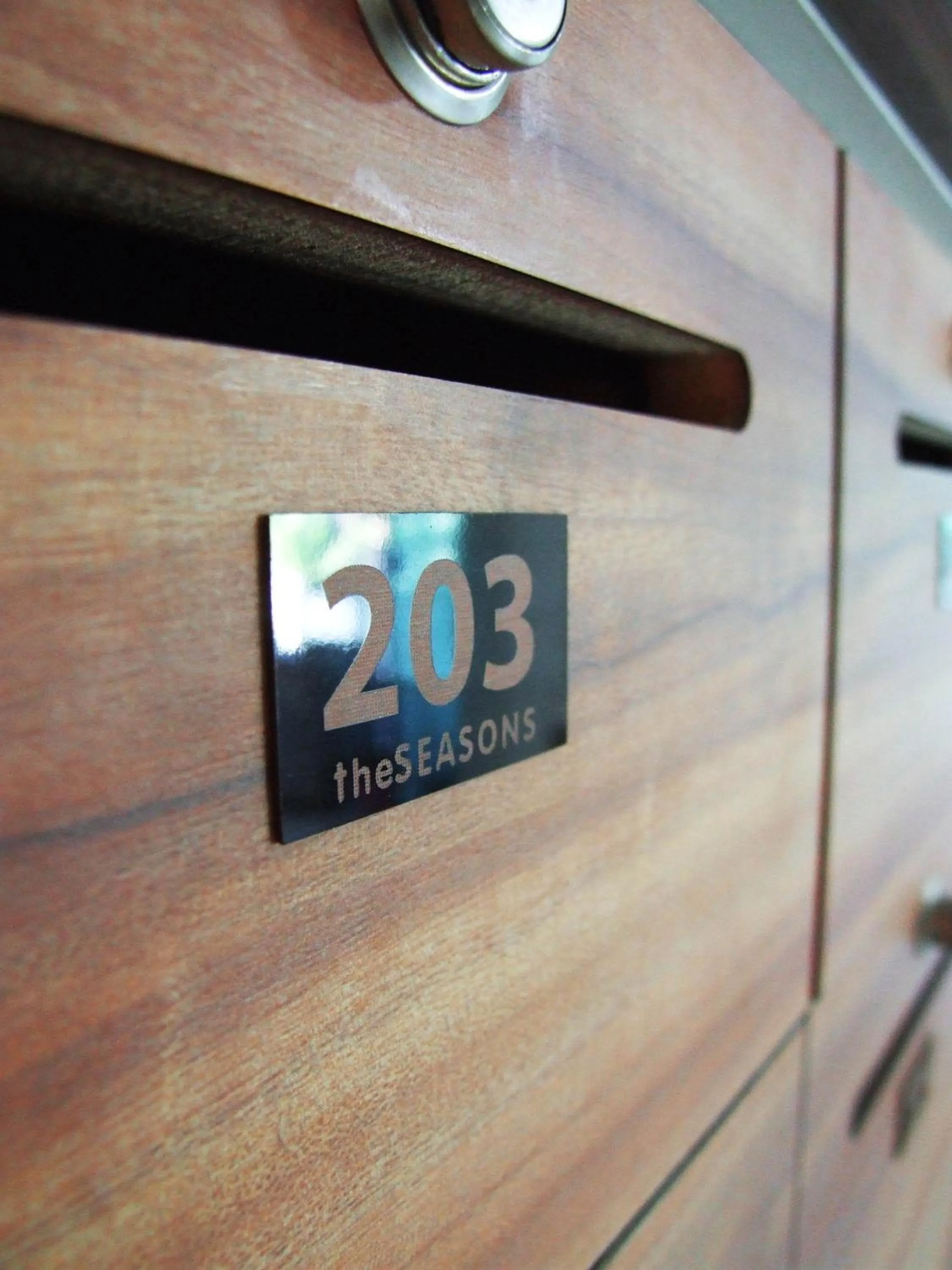 Facade/entrance in The Seasons