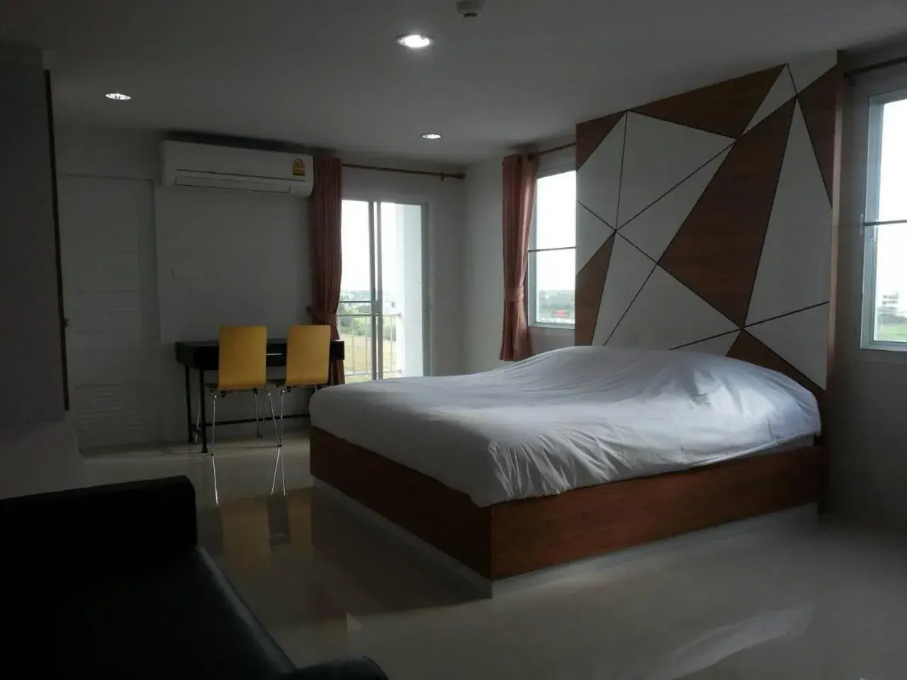 Bedroom, Bed in The Seasons Bedroom, Bed in The Seasons