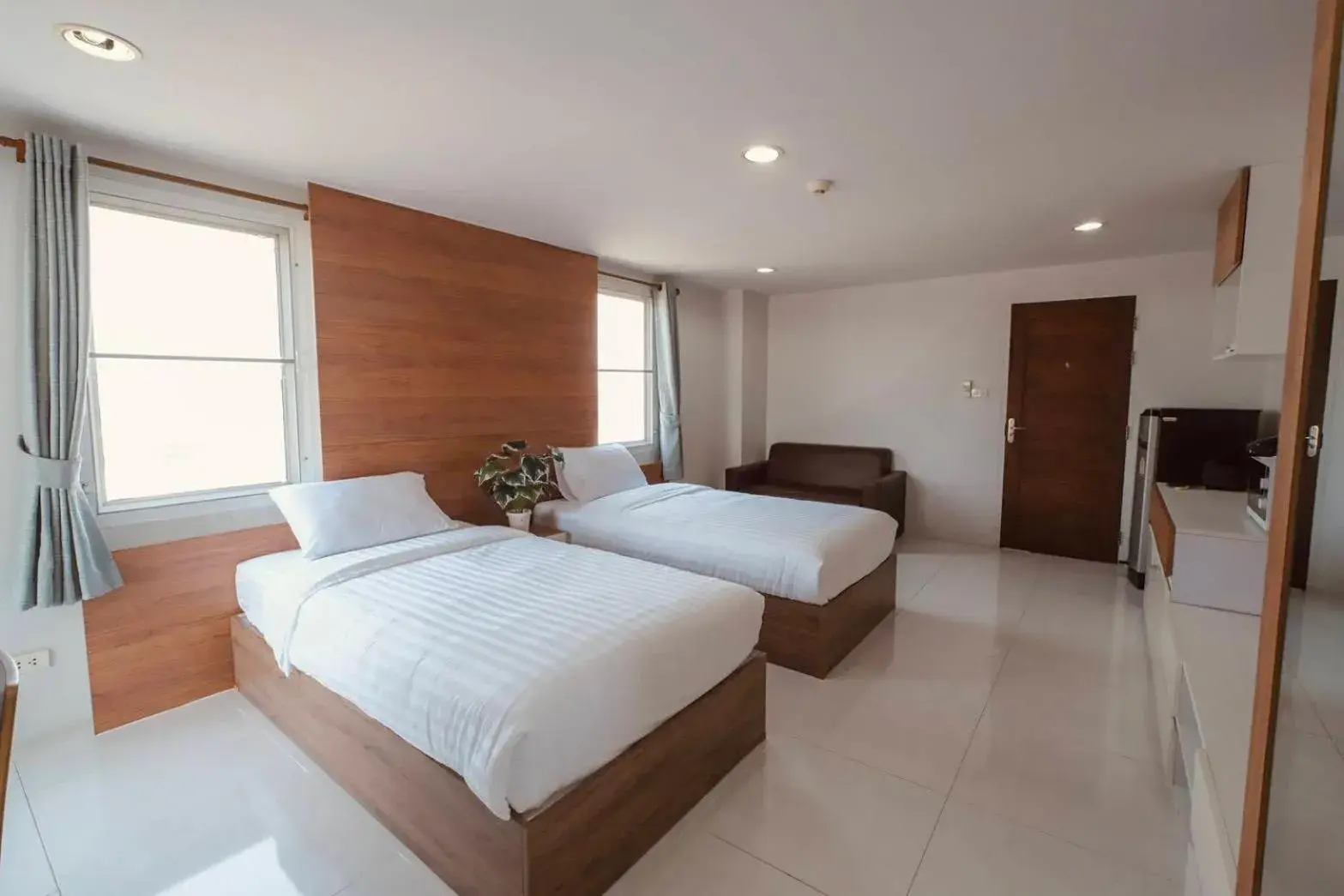 Photo of the whole room, Bed in The Seasons Photo of the whole room, Bed in The Seasons