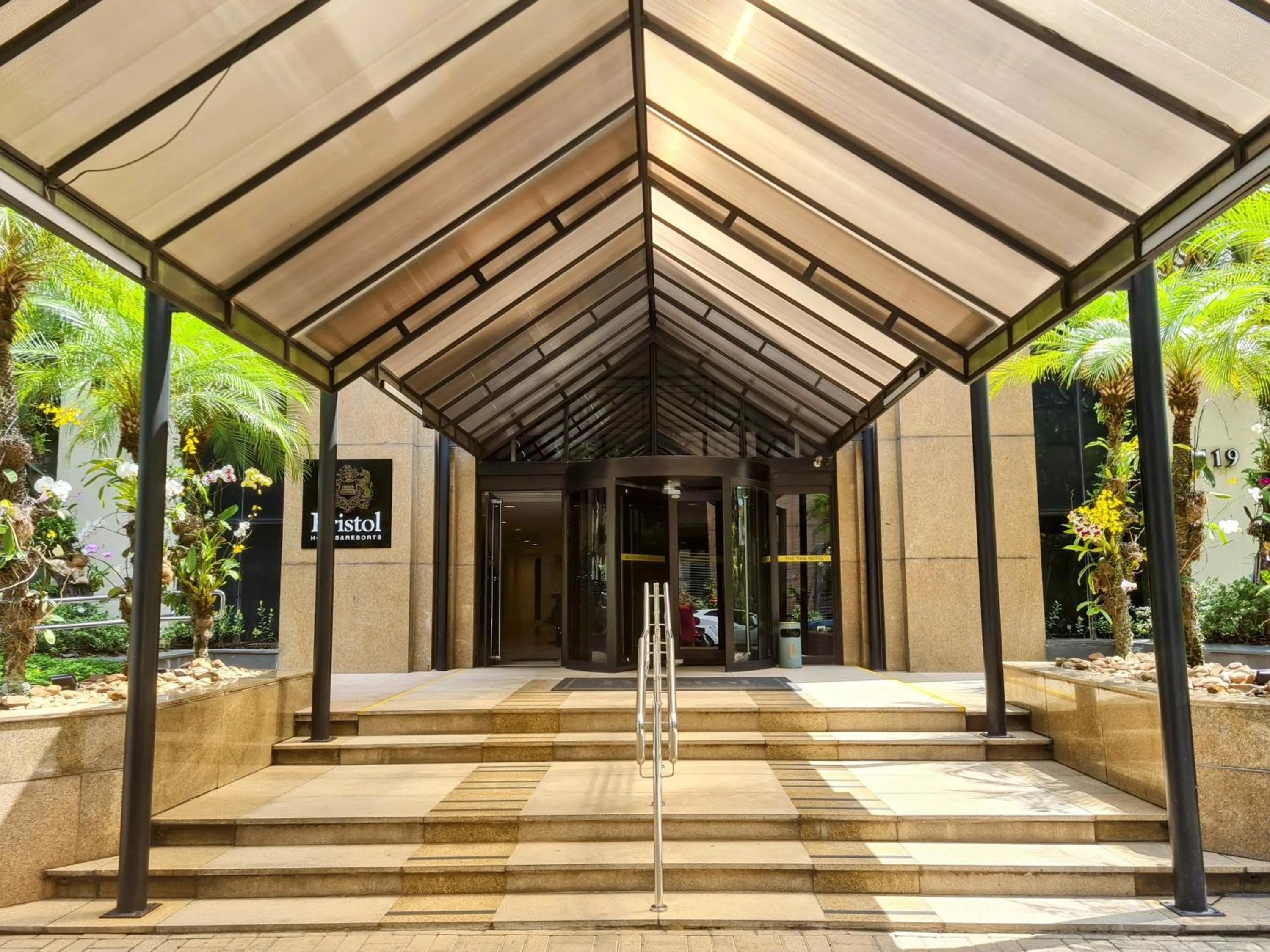 The Time Flat - Berrini - 200 metros do WTC